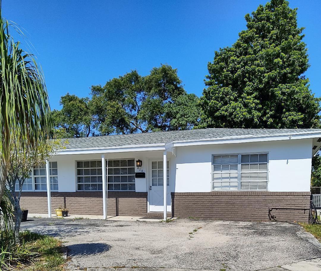 828 PROSPERITY FARMS Road, North Palm Beach, FL 33408, North Palm Beach