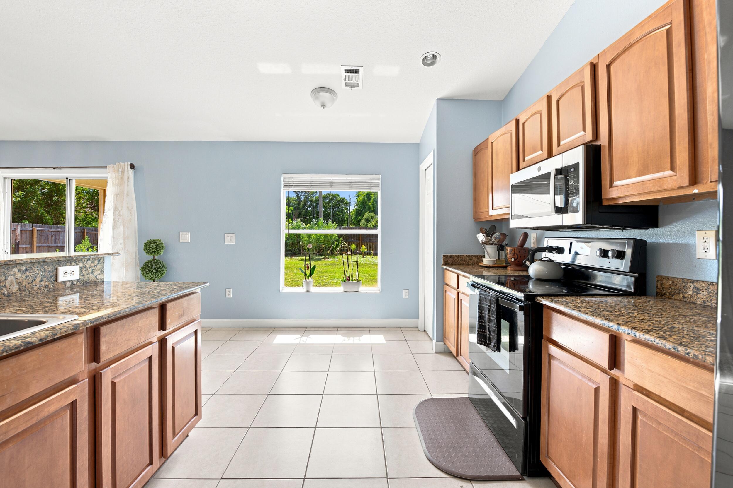 2674 SW ABELARD Street, Port St. Lucie, FL 34953, Port St. Lucie - Photo 3