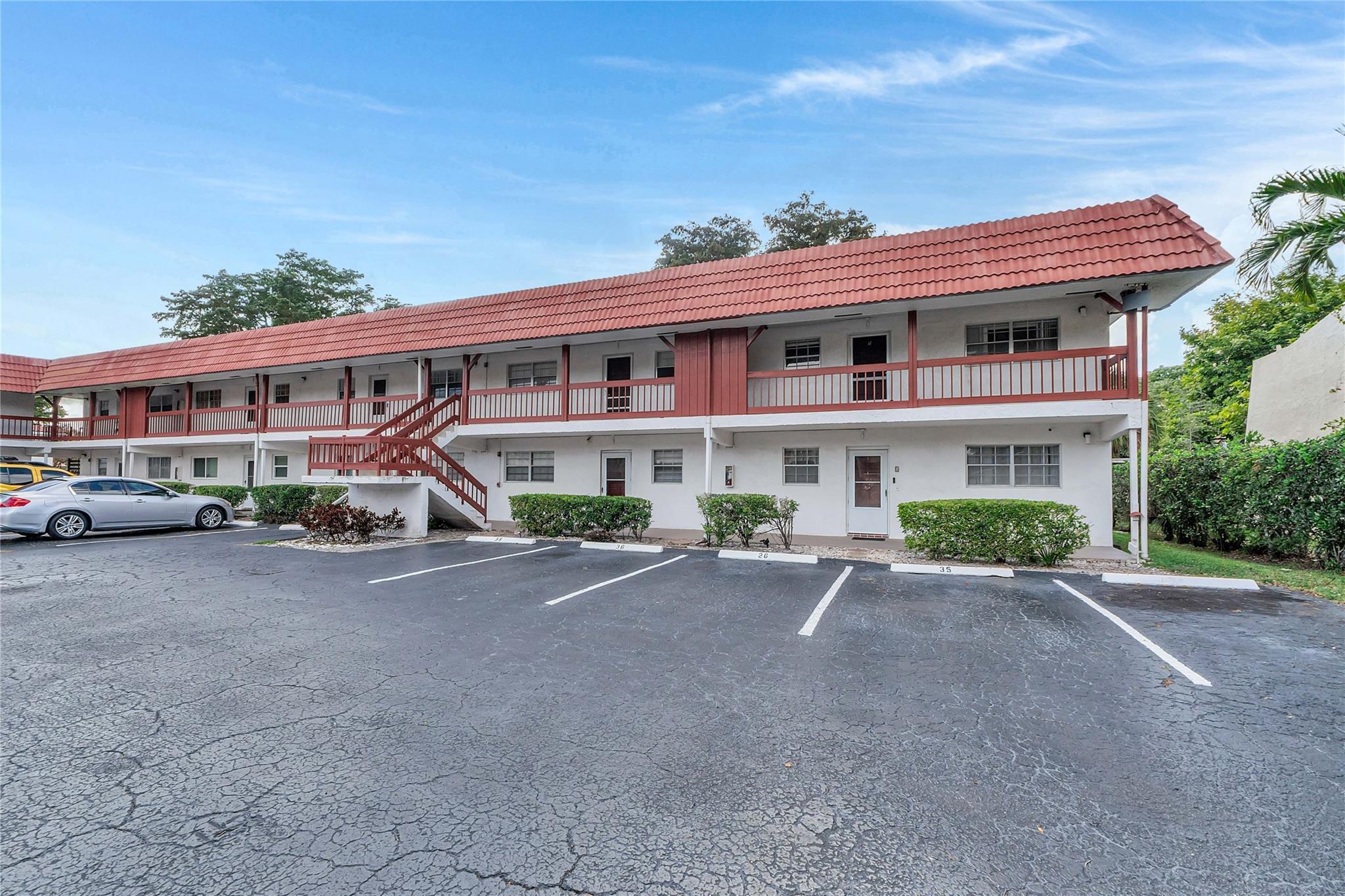 3250 NW 85th Avenue 14, Coral Springs, FL 33065, Coral Springs - Photo 2