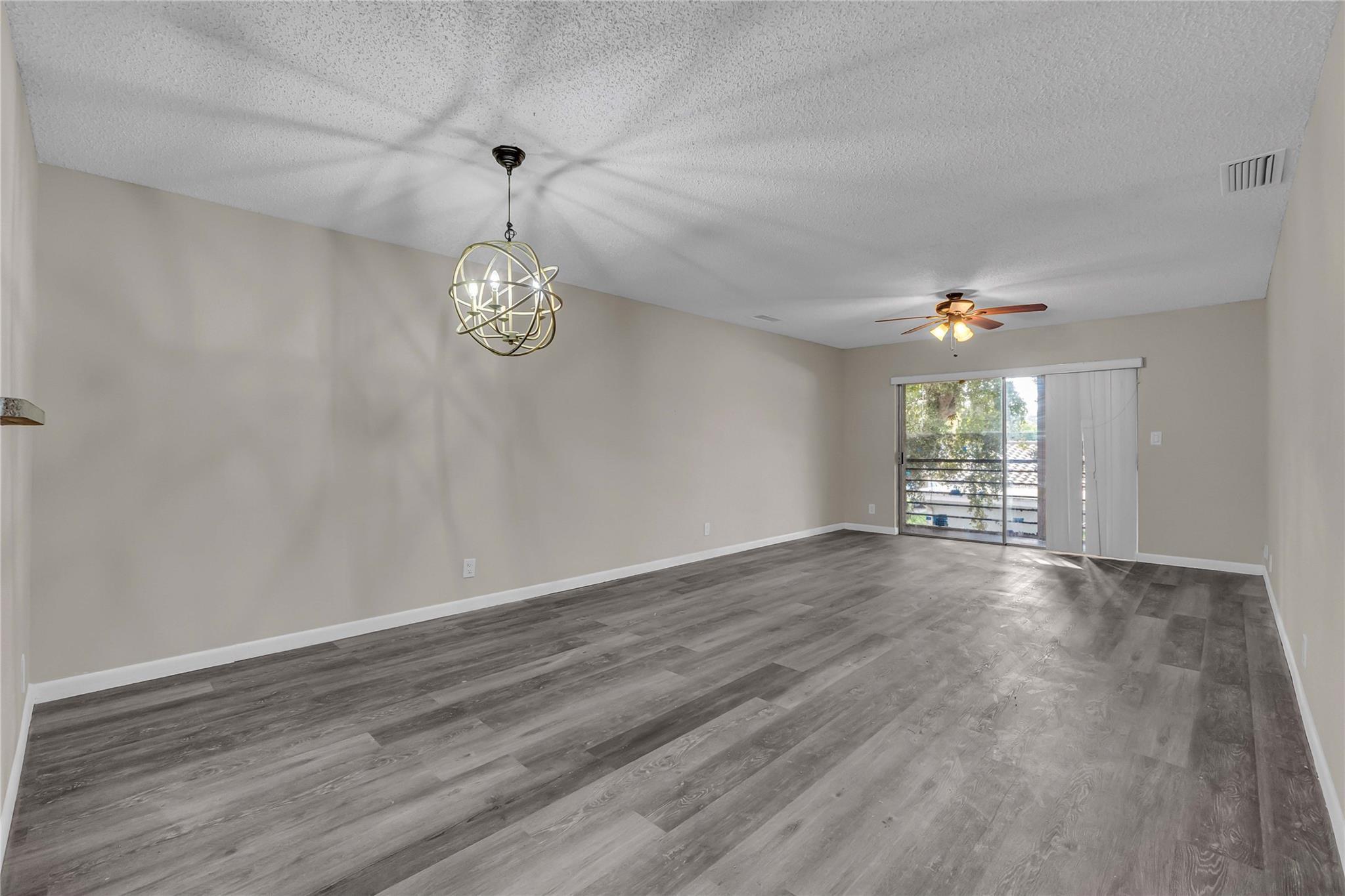 3250 NW 85th Avenue 14, Coral Springs, FL 33065, Coral Springs - Photo 4
