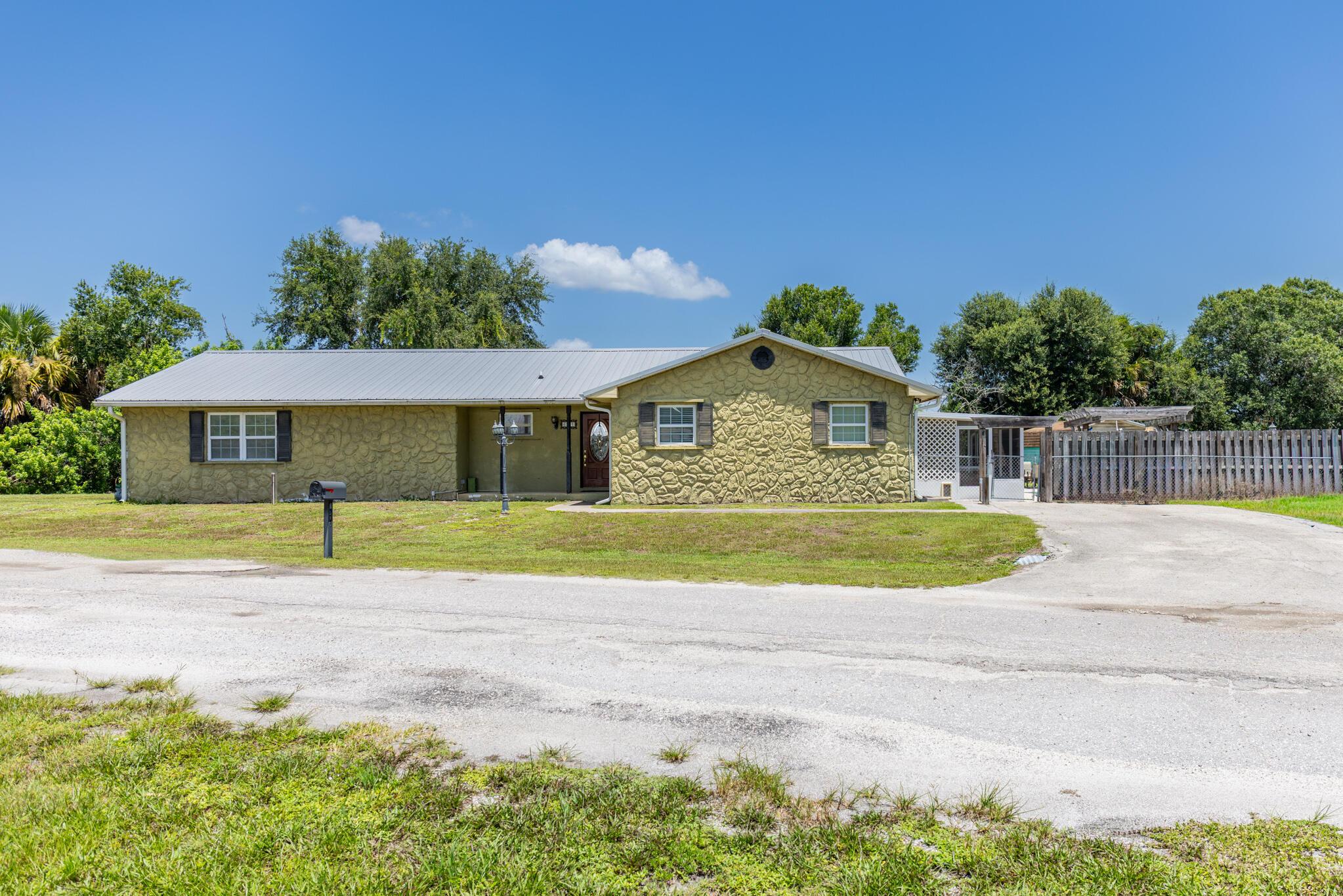 6911 SE 88TH Boulevard, Okeechobee, FL 34974, Okeechobee