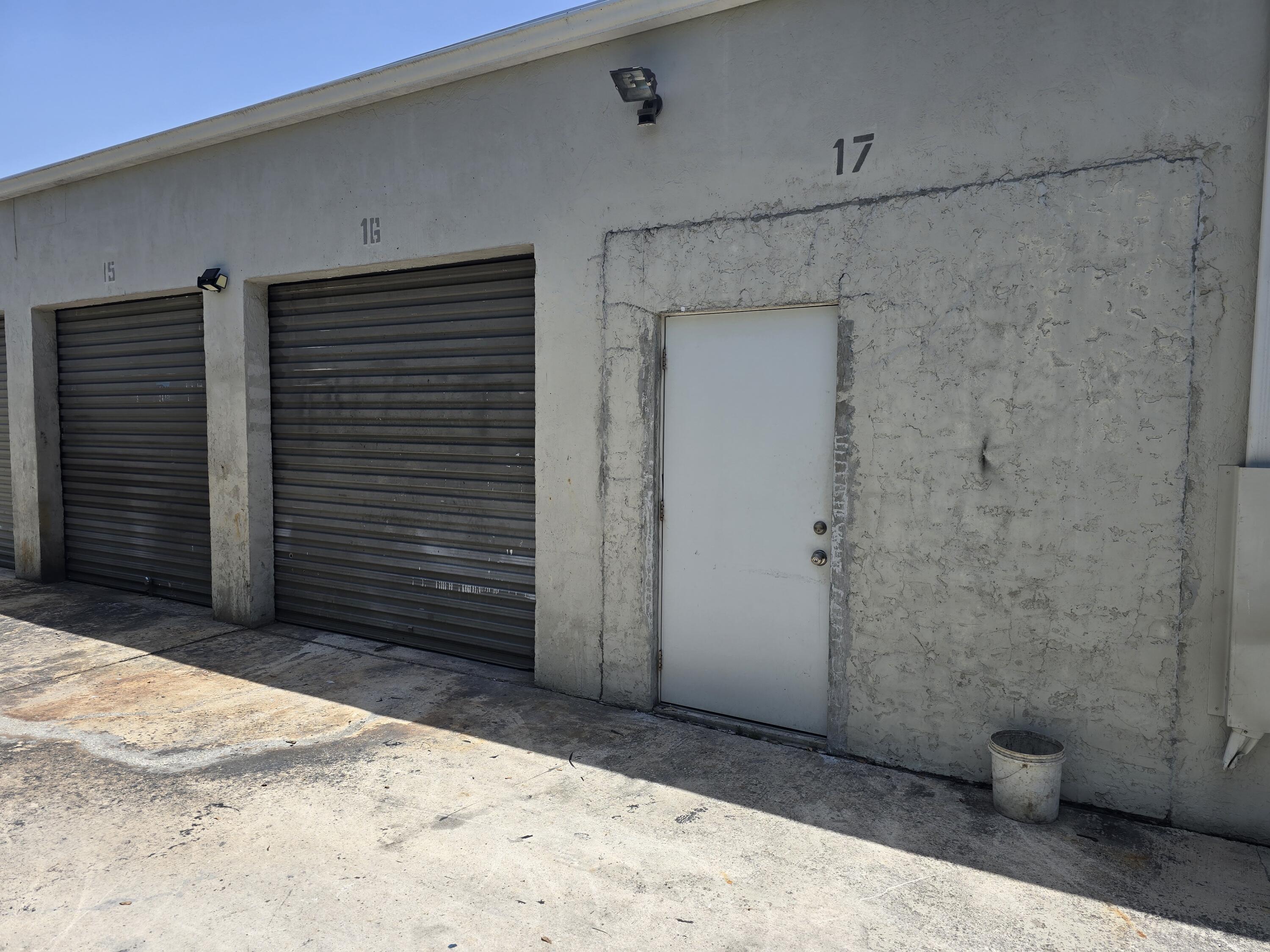 1530 Latham Road 15, West Palm Beach, FL 33409, West Palm Beach