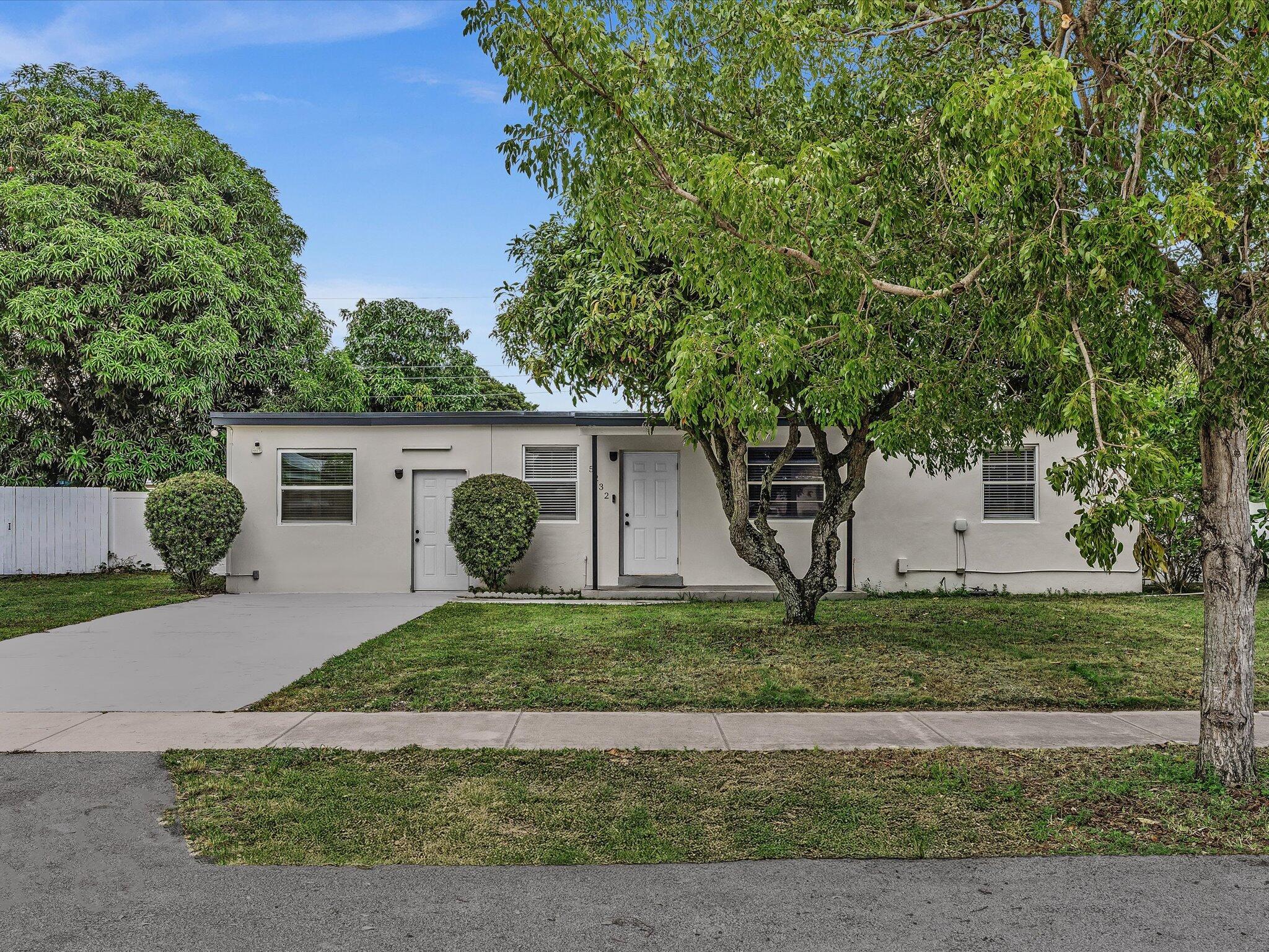 5232 NE 19th Avenue, Pompano Beach, FL 33064, Pompano Beach - Photo 4