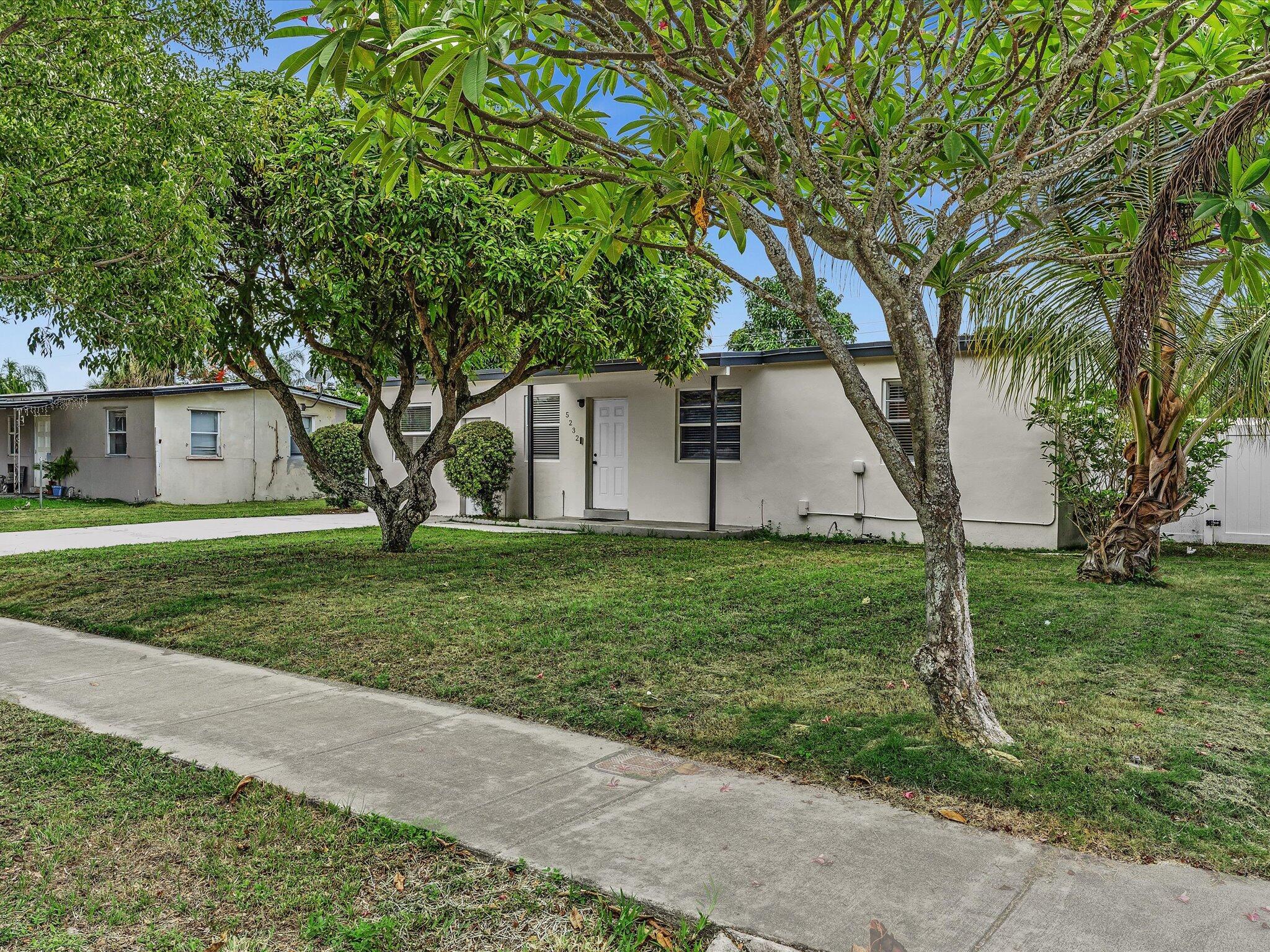 5232 NE 19th Avenue, Pompano Beach, FL 33064, Pompano Beach - Photo 5