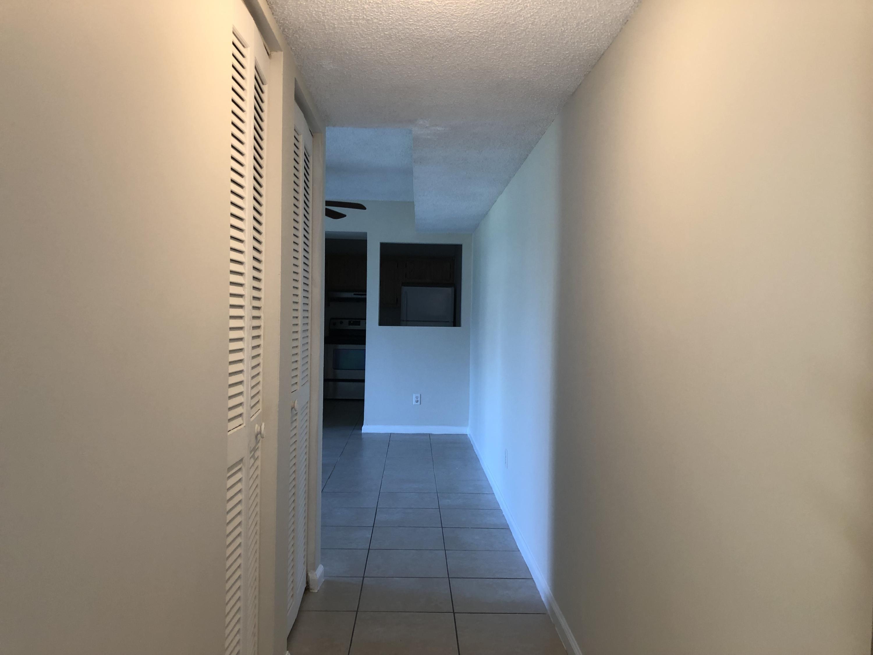 10714 Royal Palm Boulevard 4-2, Coral Springs, FL 33065, Coral Springs - Photo 3