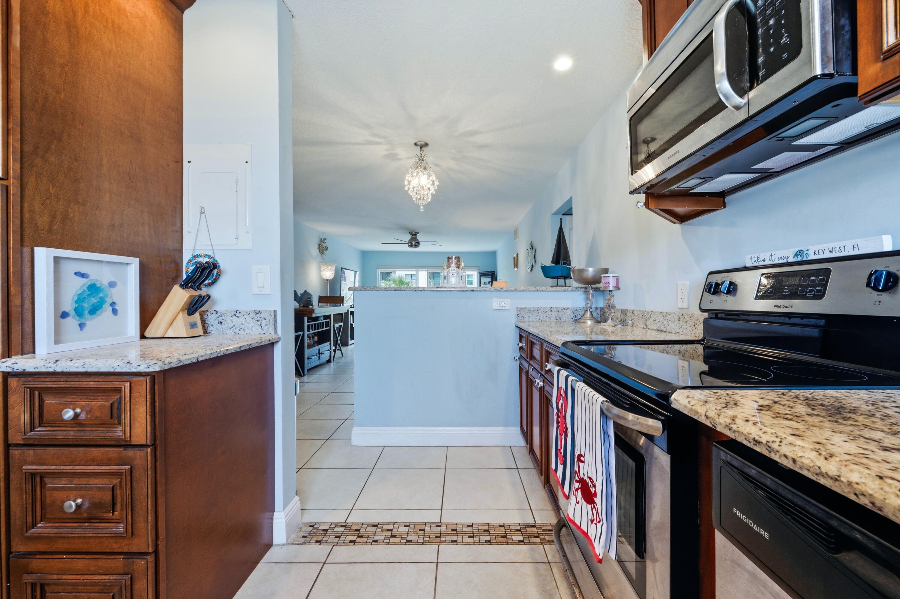 200 Waterway Drive S 309, Lantana, FL 33462, Lantana - Photo 2