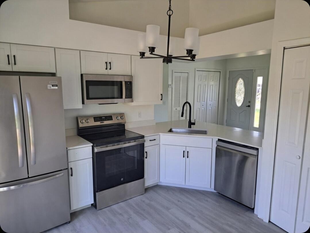 1032 SW Mataro Avenue, FL 34953, null - Photo 4
