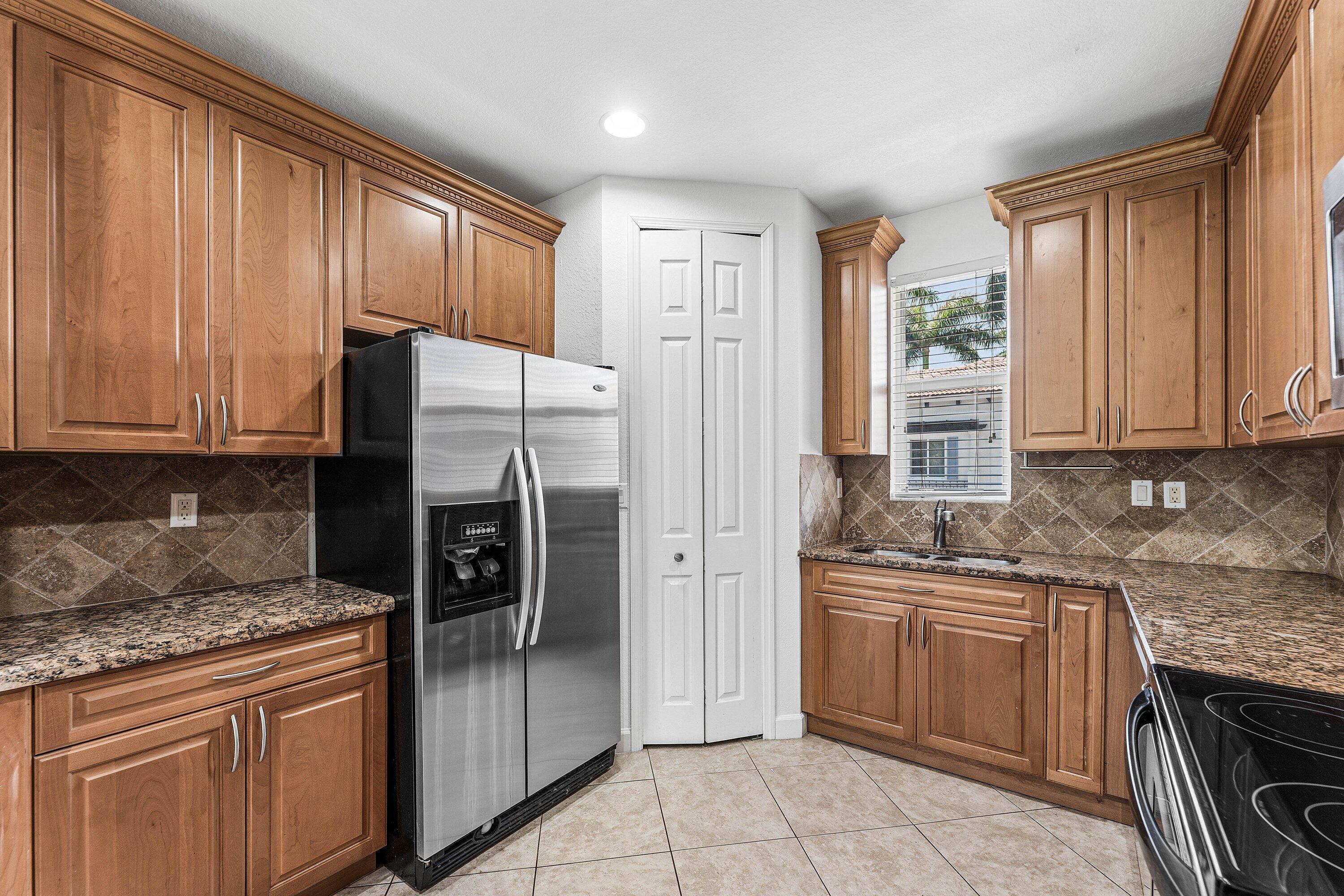 3030 WATERSIDE Circle, Boynton Beach, FL 33435, Boynton Beach - Photo 4