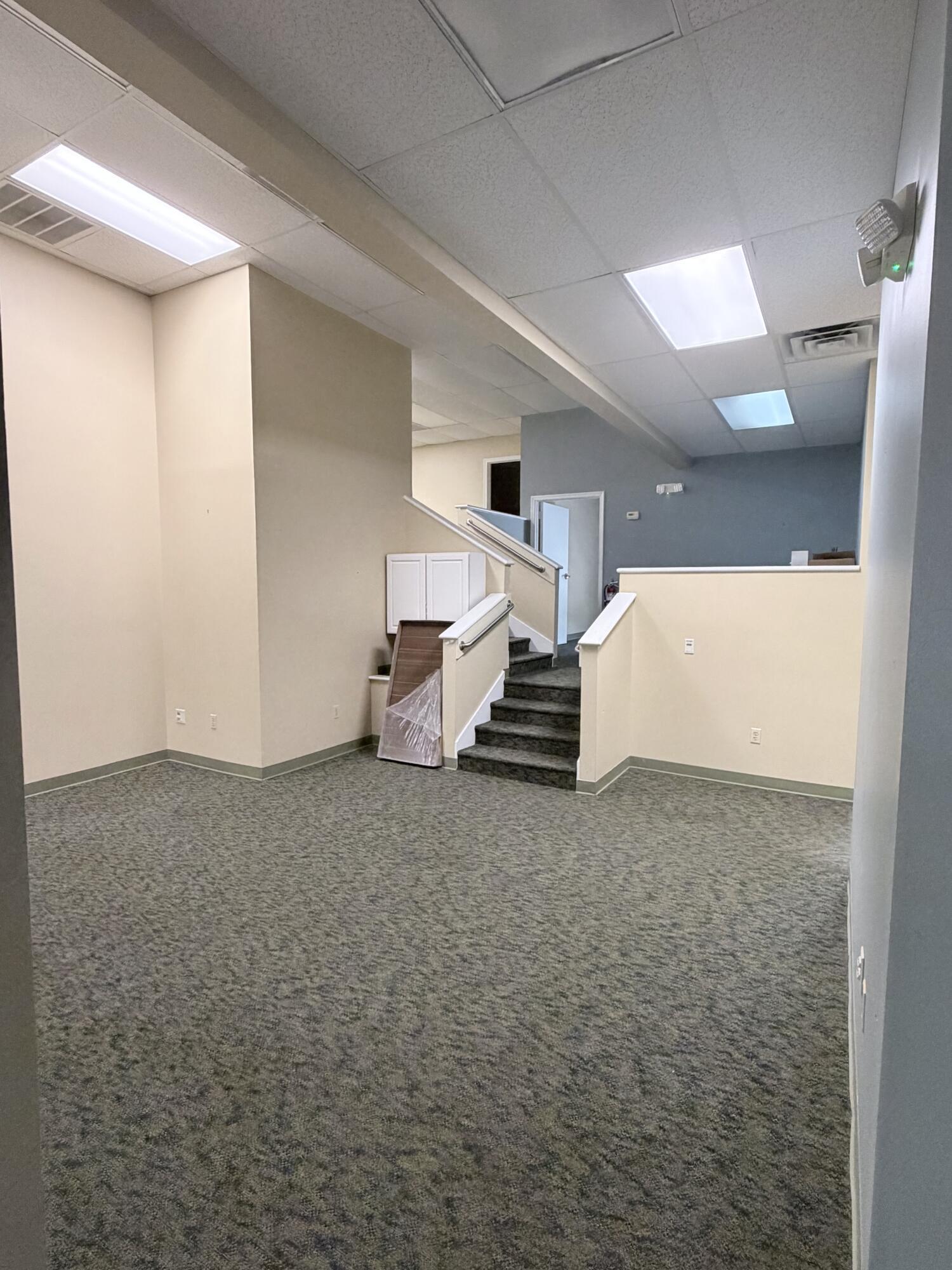 900 SE Ocean Boulevard F256, Stuart, FL, Stuart - Photo 2