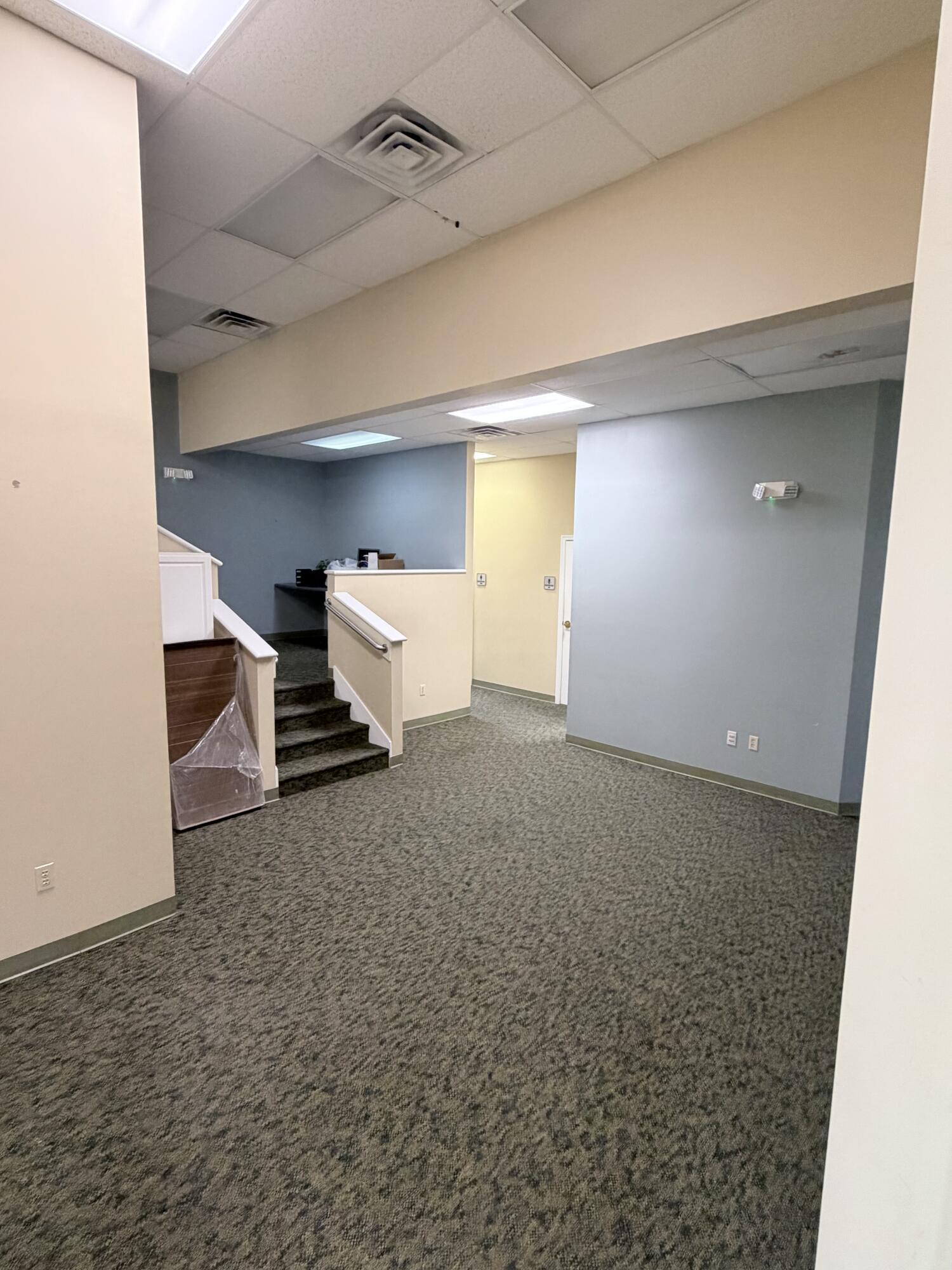 900 SE Ocean Boulevard F256, Stuart, FL, Stuart - Photo 4