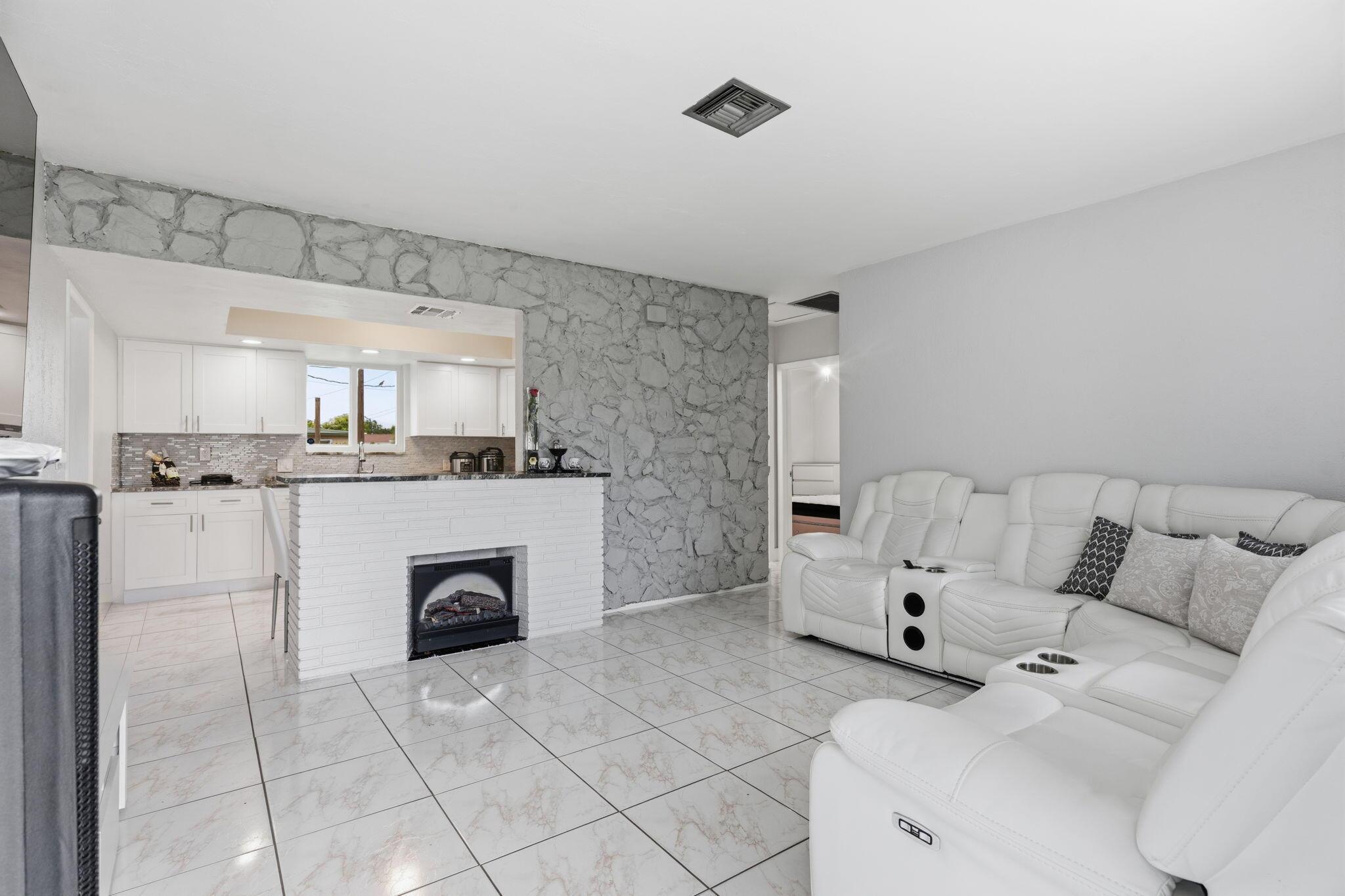 6273 SW 25TH Street, Miramar, FL 33023, Miramar - Photo 5