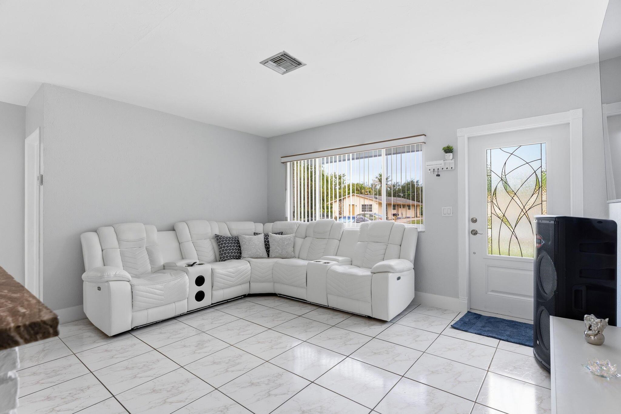 6273 SW 25TH Street, Miramar, FL 33023, Miramar - Photo 3