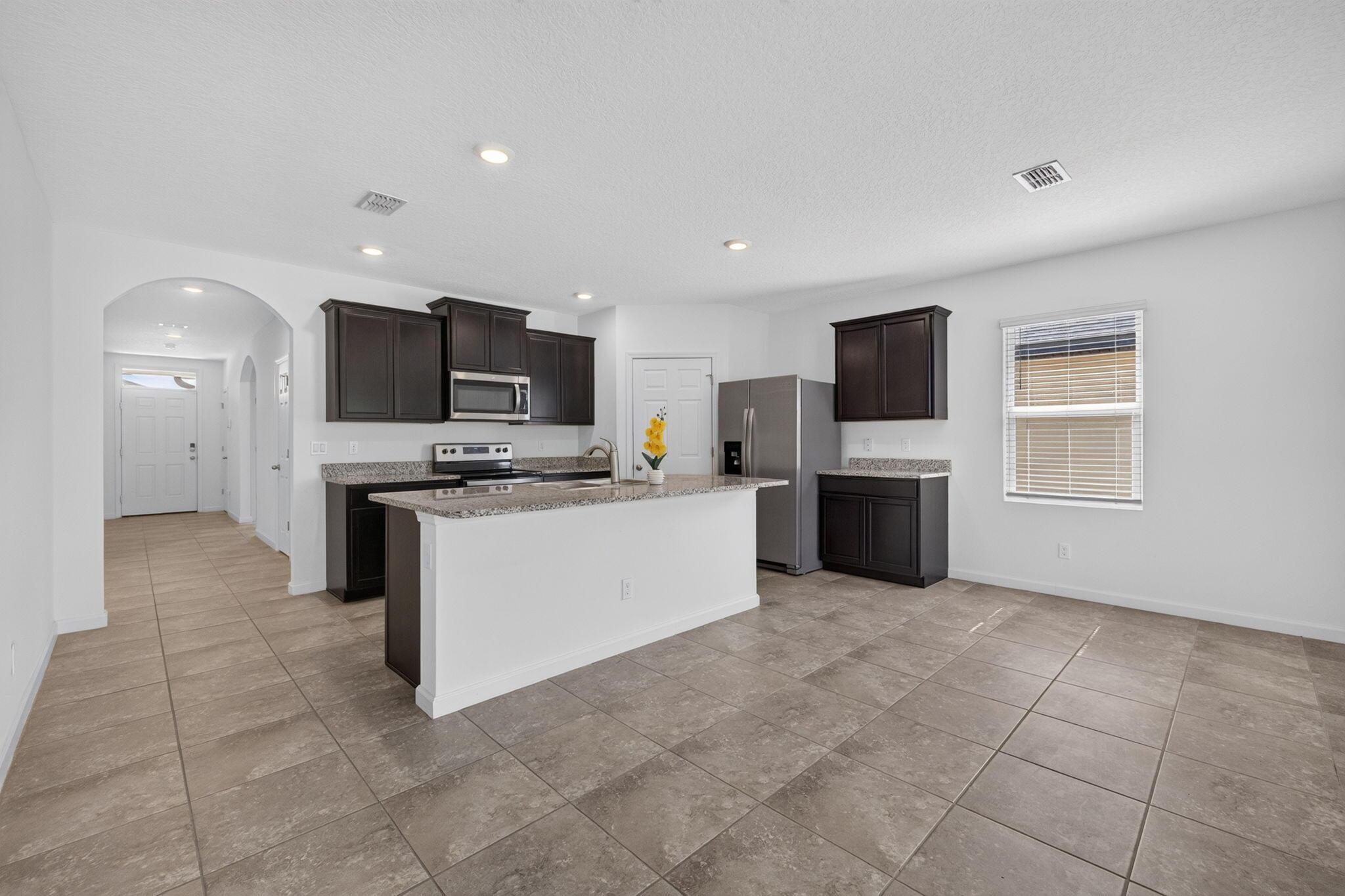 6289 NW Regent Street, Port St. Lucie, FL 34983, Port St. Lucie - Photo 5