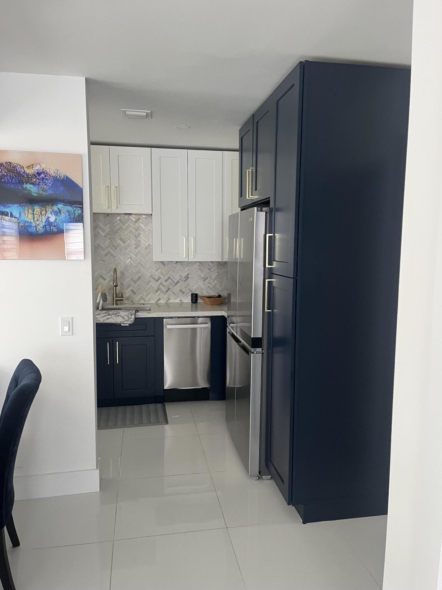 2701 NE 1ST Street 209, Pompano Beach, FL 33062, Pompano Beach - Photo 2