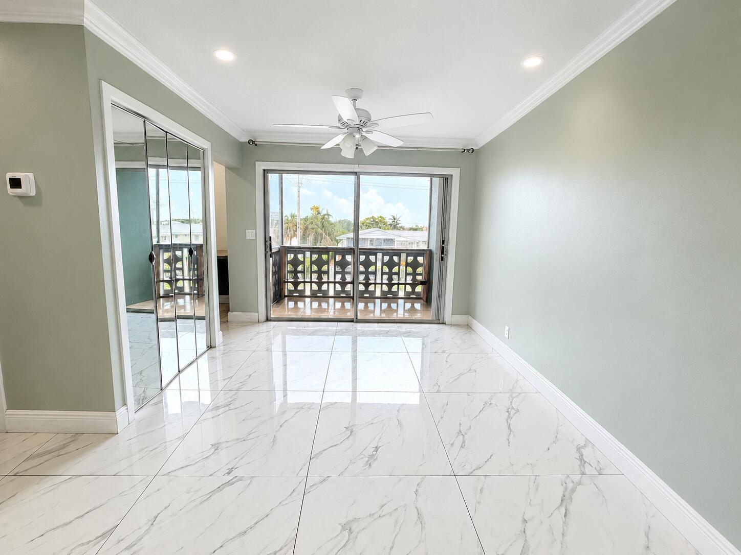 941 CRYSTAL LAKE Drive 309, Deerfield Beach, FL 33064, Deerfield Beach - Photo 3