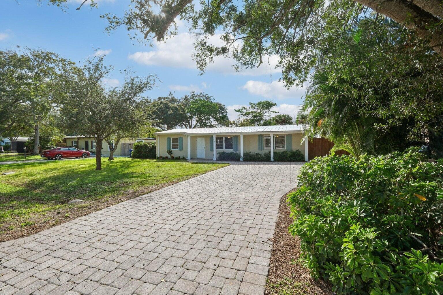 1455 15TH Avenue, Vero Beach, FL 32960, Vero Beach