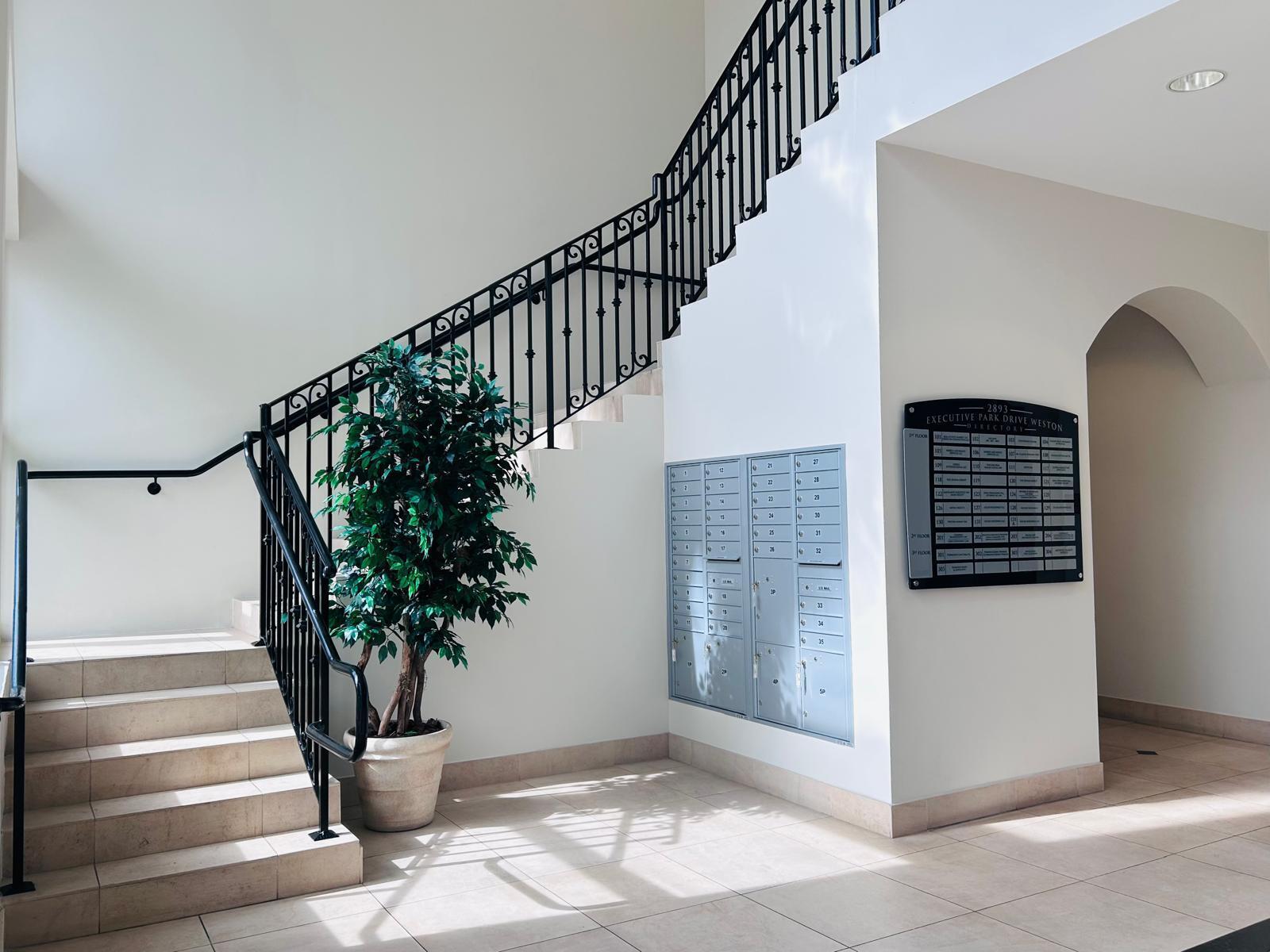 2893 Executive Park Drive 106, Weston, FL, Weston - Photo 5