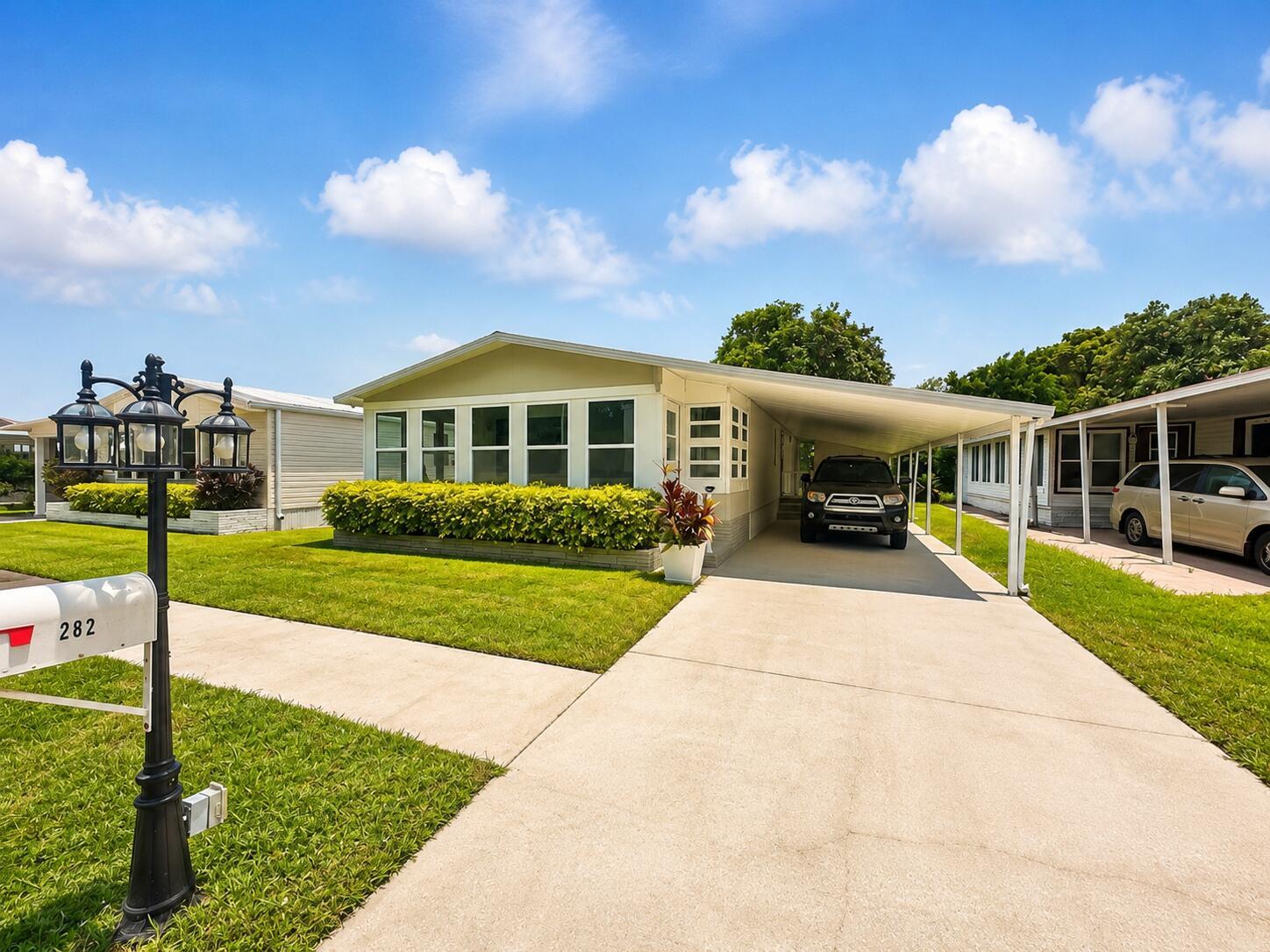 282 NW 54th Street NW, Deerfield Beach, FL 33064, Deerfield Beach - Photo 3