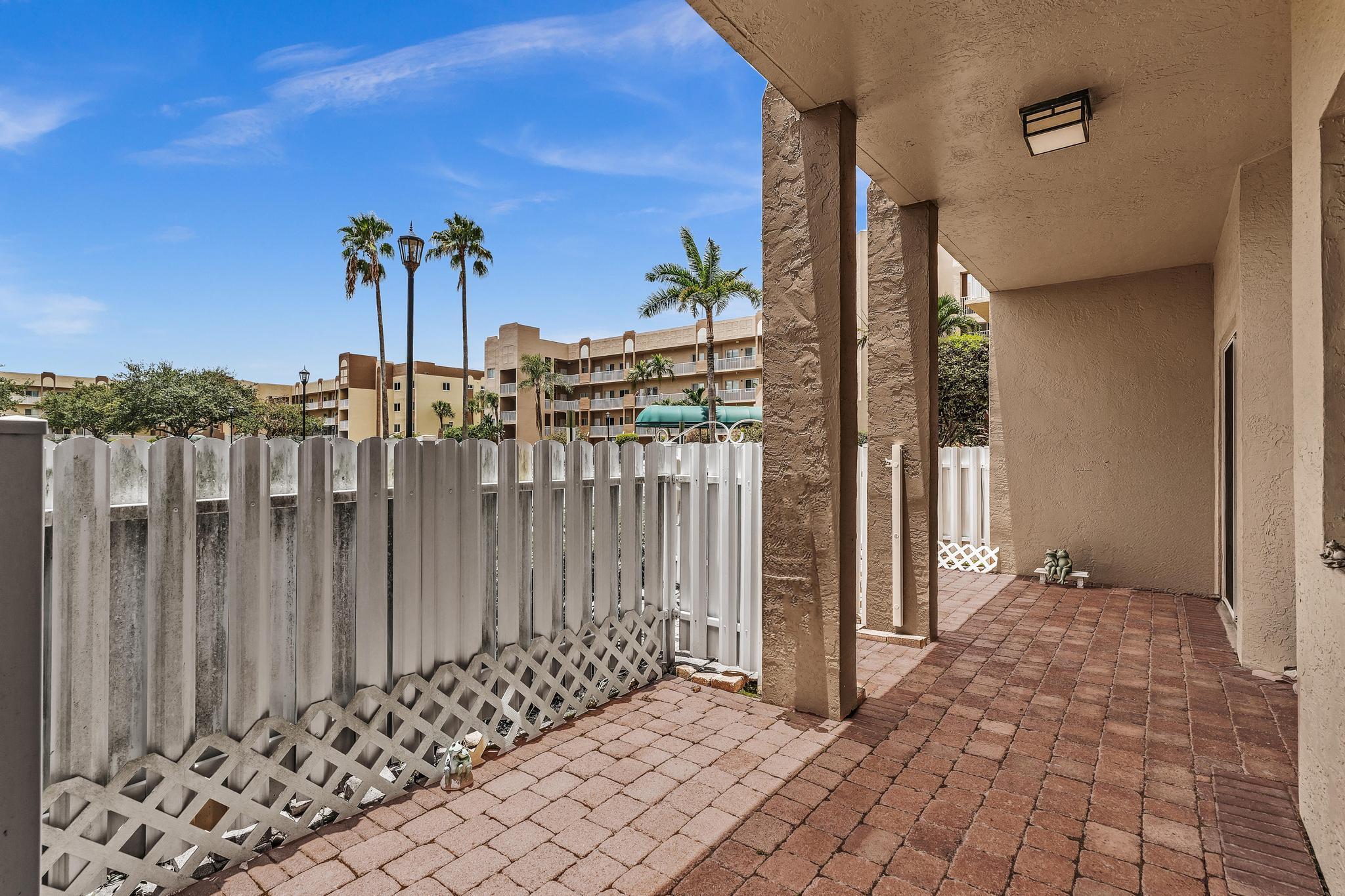 7647 SOUTHAMPTON Terrace 115, Tamarac, FL 33321, Tamarac - Photo 5