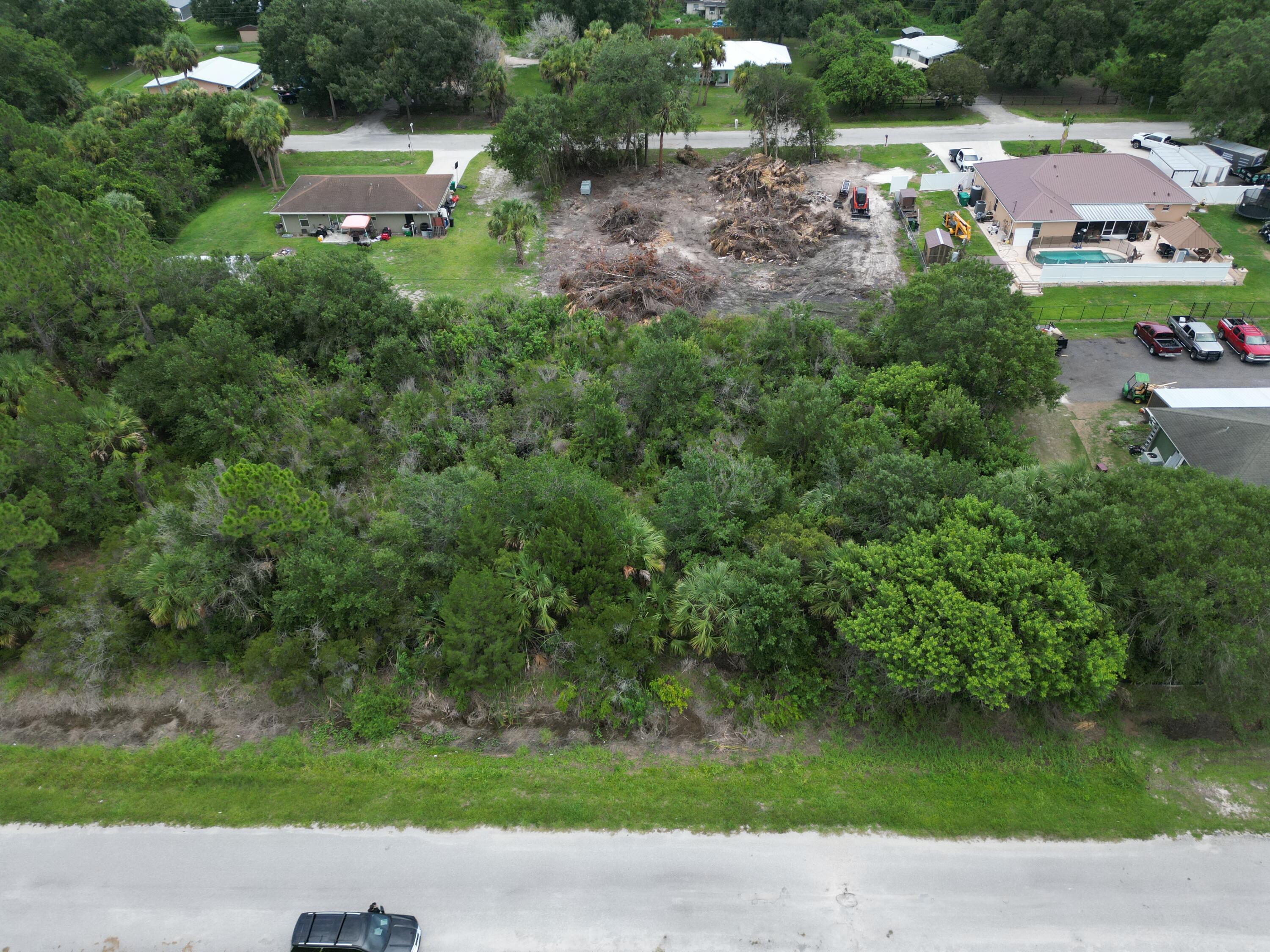 3738 NW 37th Avenue, Okeechobee, FL 34972, Okeechobee - Photo 3