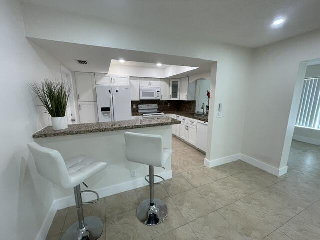 180 SW 77th Avenue, Margate, FL 33068, Margate - Photo 2