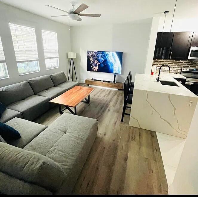 533 NE 3rd Avenue 148, Fort Lauderdale, FL 33301, Fort Lauderdale - Photo 2