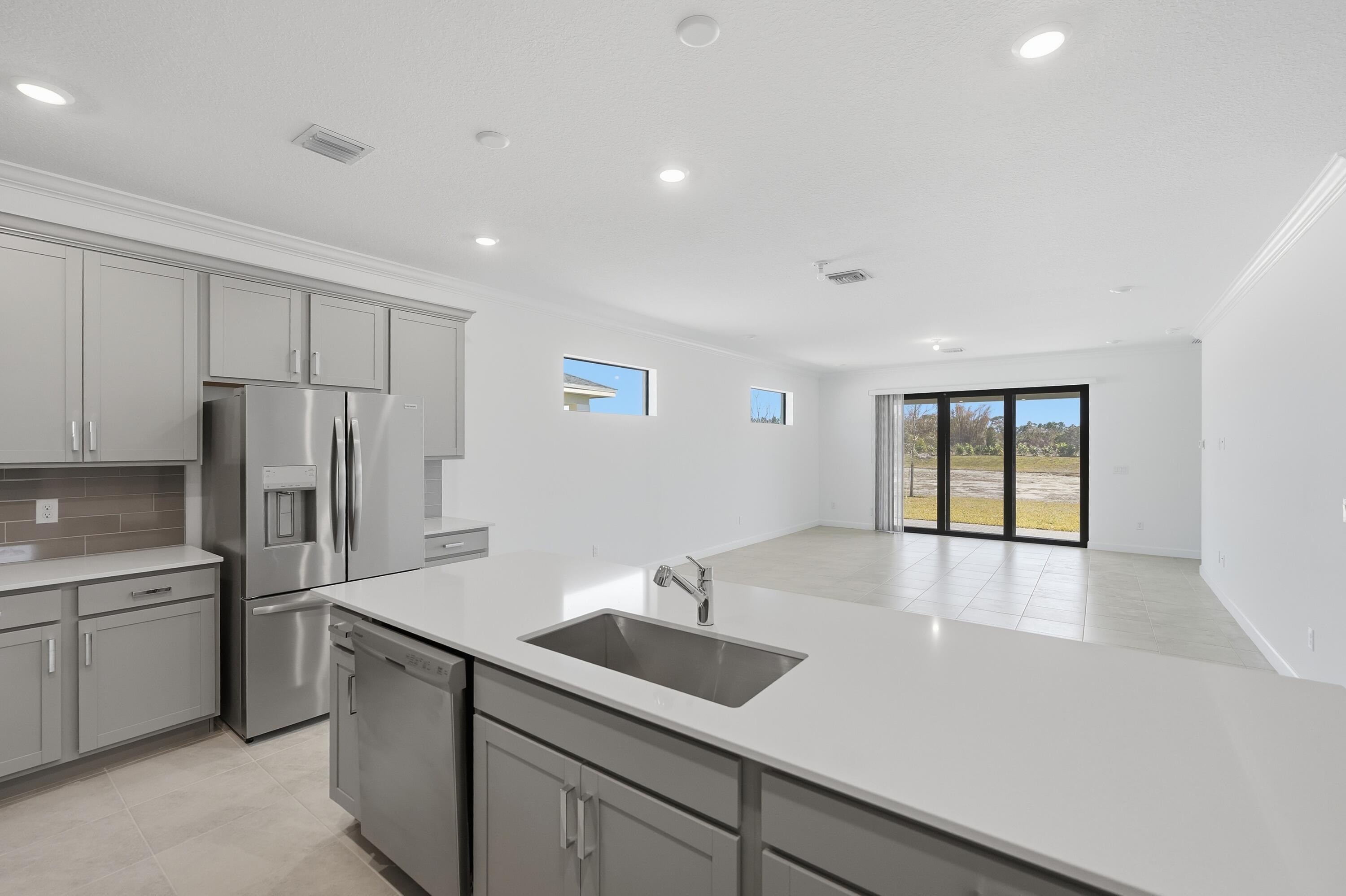 6891 NW KESTREL Lane, Port St. Lucie, FL 34987, Port St. Lucie - Photo 4