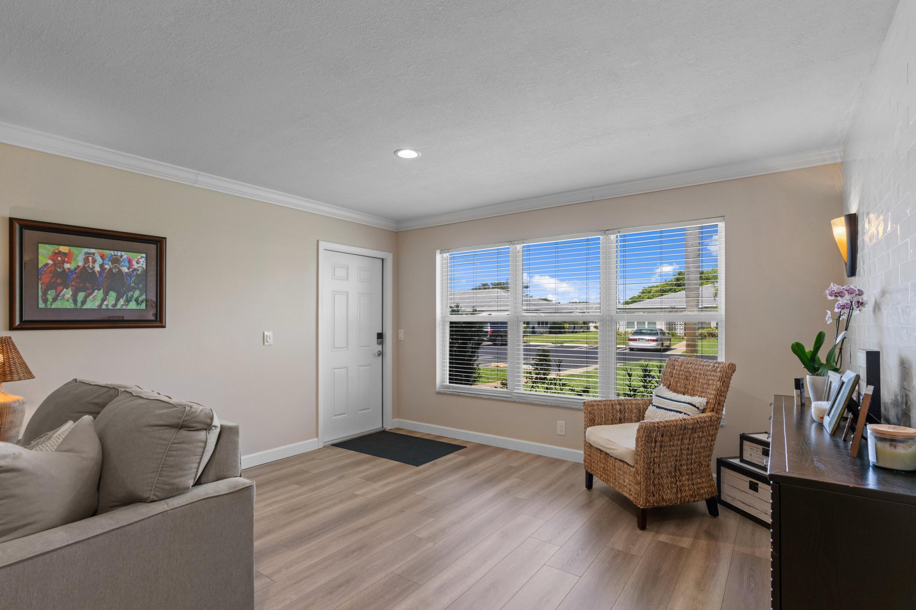 947 Circle Drive C, Delray Beach, FL 33445, Delray Beach - Photo 5
