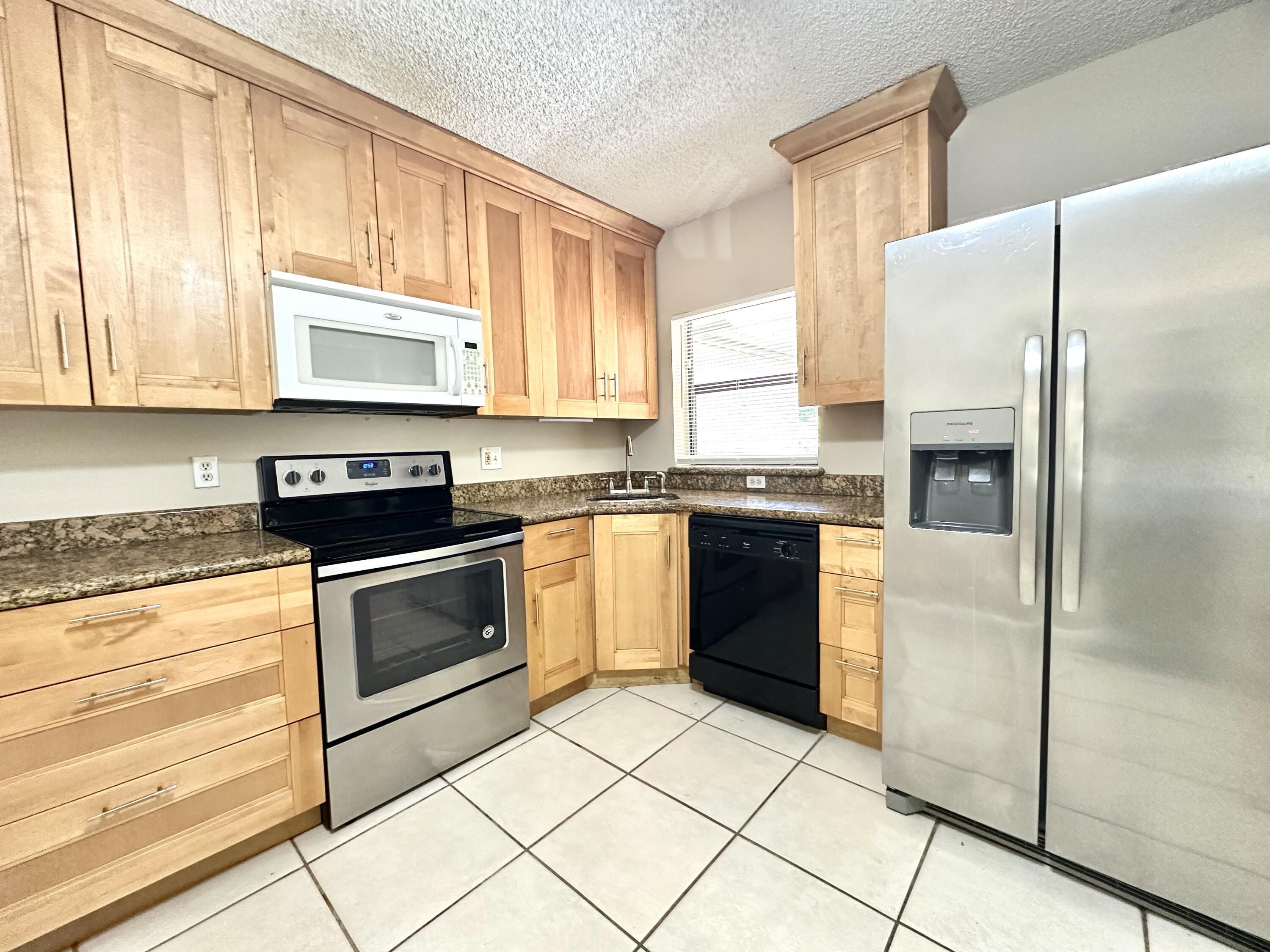 4509 Carambola Circle S 4509, Coconut Creek, FL 33066, Coconut Creek - Photo 2