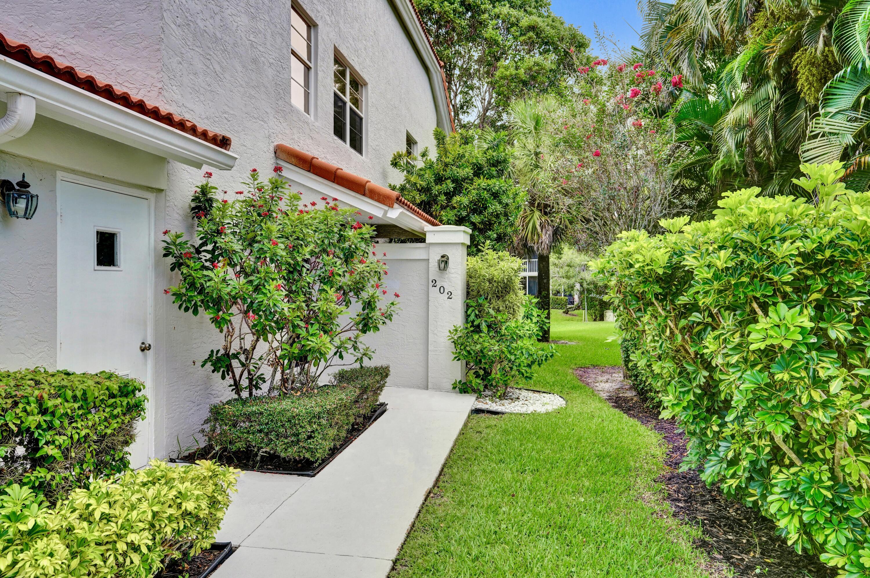 7669 Springwater Place 202, Boynton Beach, FL 33437, Boynton Beach - Photo 5
