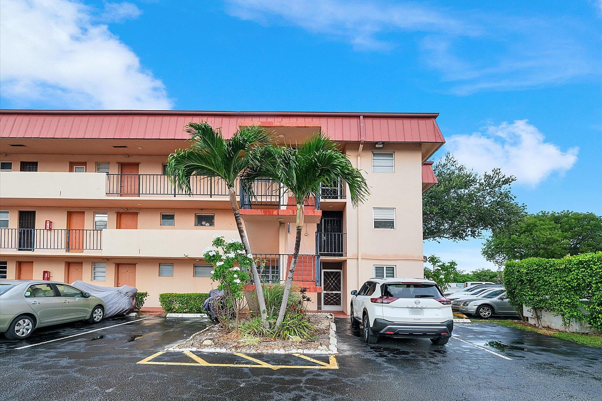 19001 NE 14TH Avenue 145, Miami, FL 33179, Miami
