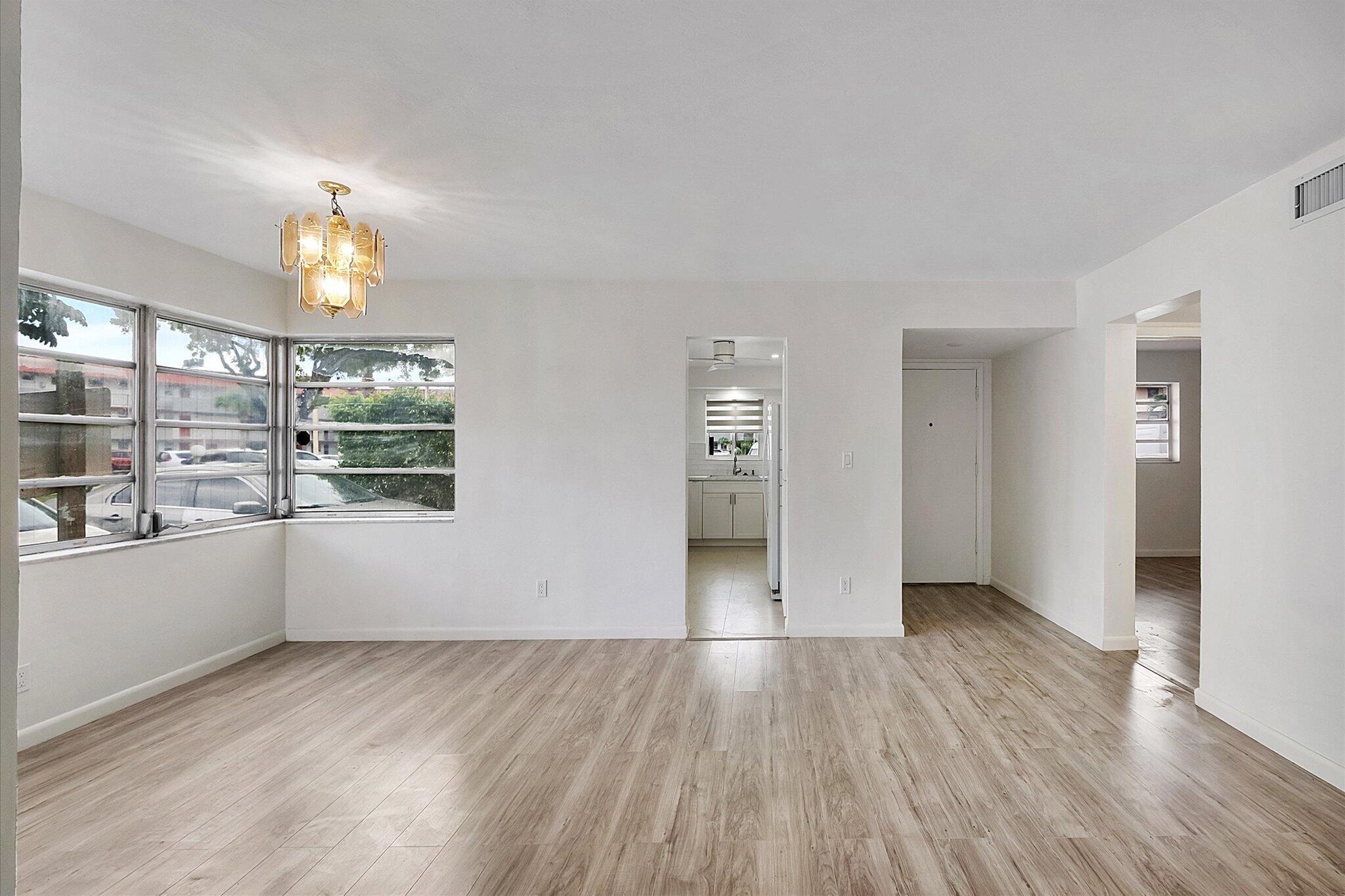 19001 NE 14TH Avenue 145, Miami, FL 33179, Miami - Photo 4