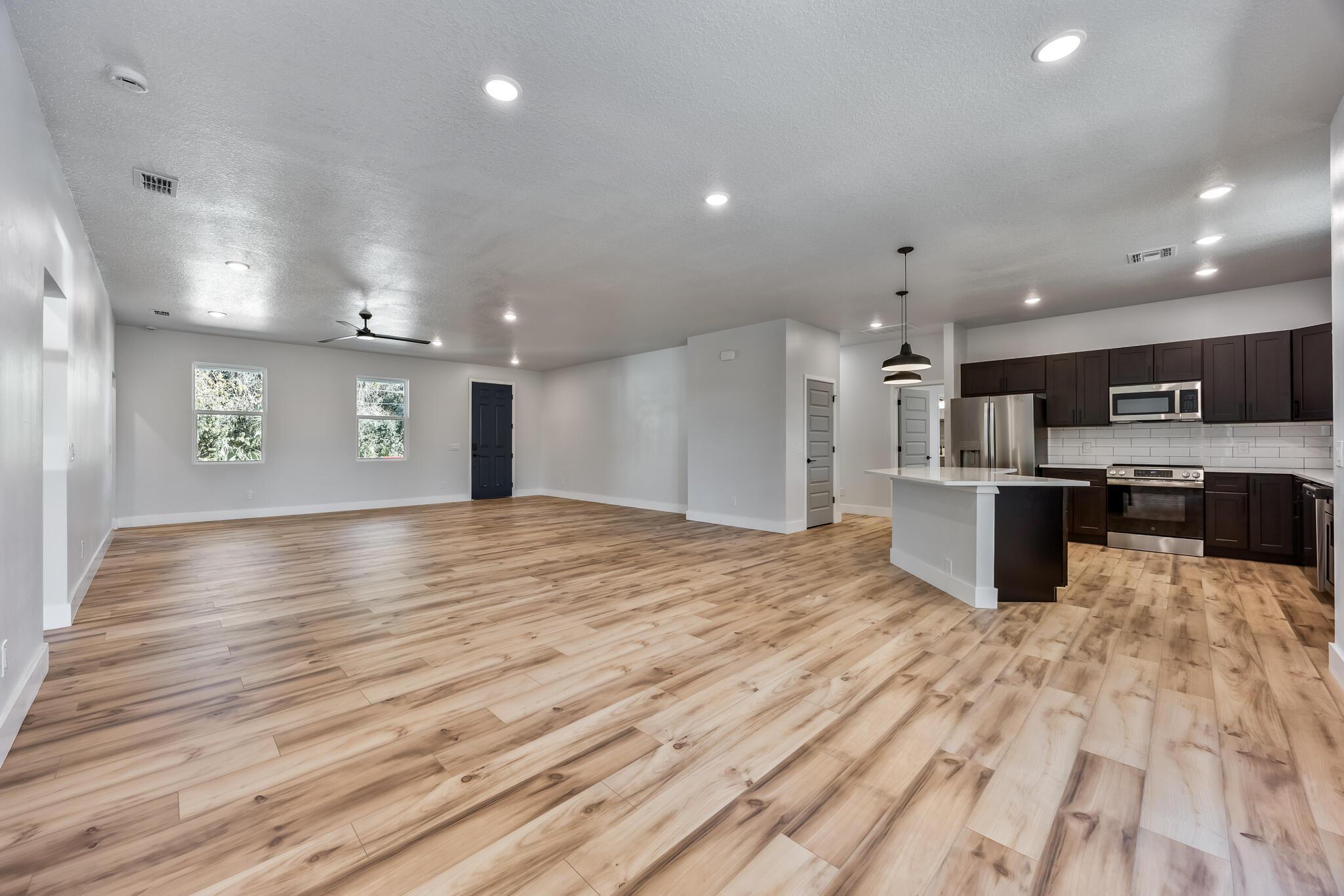 1254 HEITZMAN Avenue SW, Palm Bay, FL 32908, Palm Bay - Photo 5