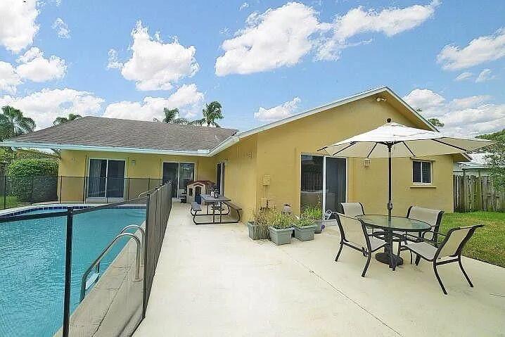 3306 NW 28TH Terrace, Boca Raton, FL 33434, Boca Raton - Photo 2