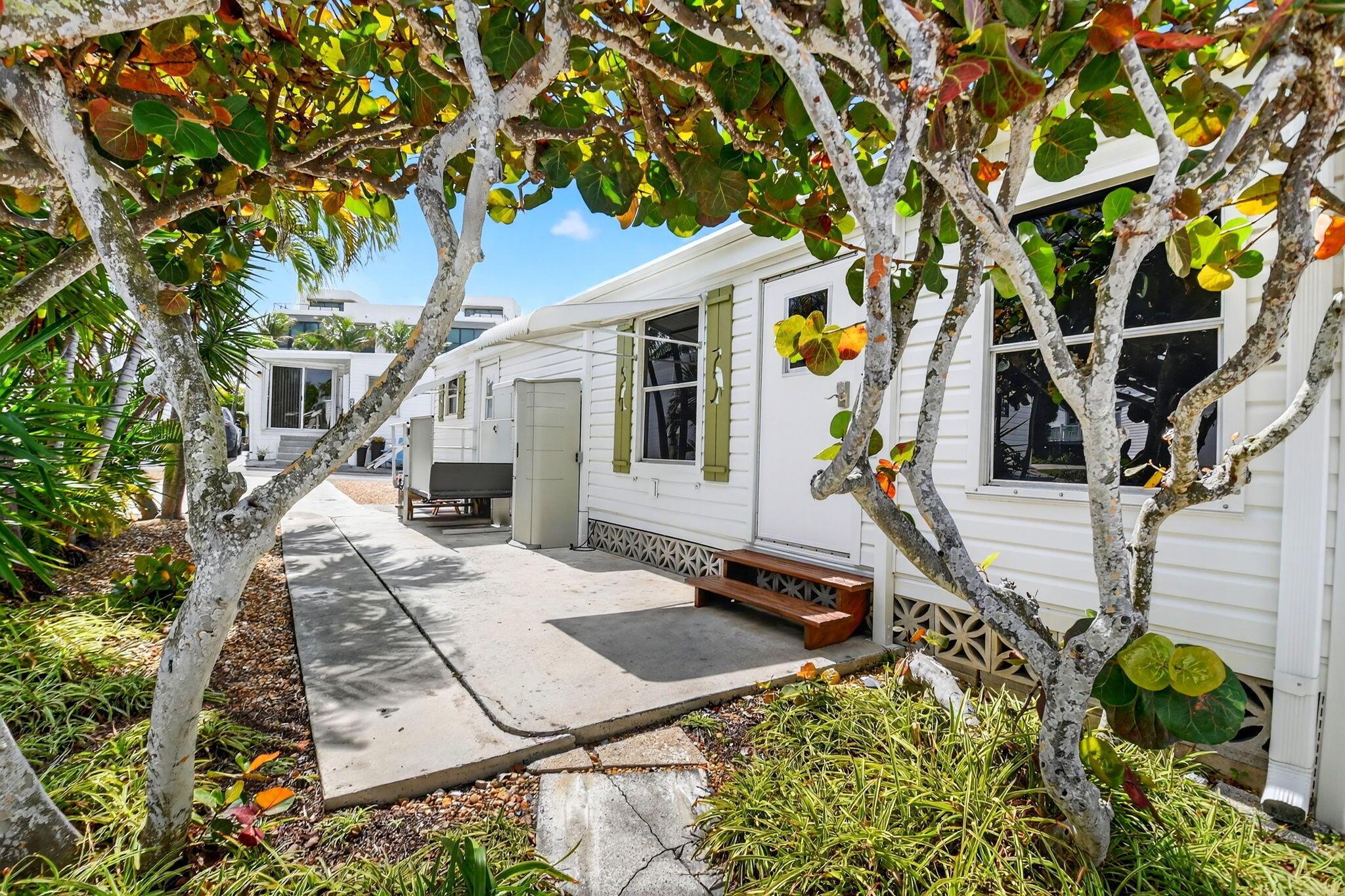 5 Cedar Drive CD5, Briny Breezes, FL 33435, Briny Breezes - Photo 2