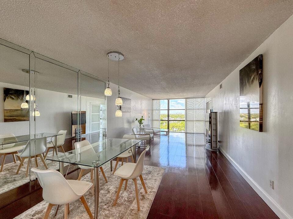 800 Parkview Drive 823, Hallandale, FL 33009, Hallandale