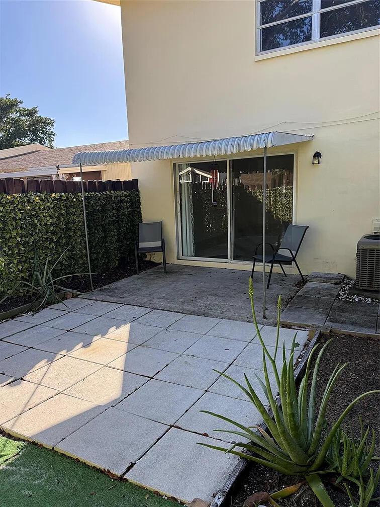 3007 NW 68TH Street 9C, Fort Lauderdale, FL 33309, Fort Lauderdale - Photo 4