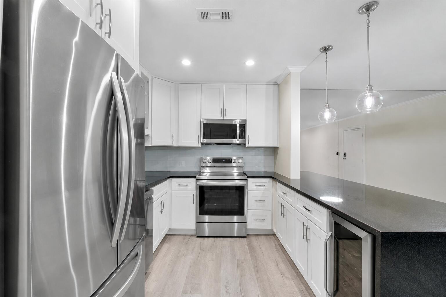 6205 Bay Club Drive 3, Fort Lauderdale, FL 33308, Fort Lauderdale - Photo 5