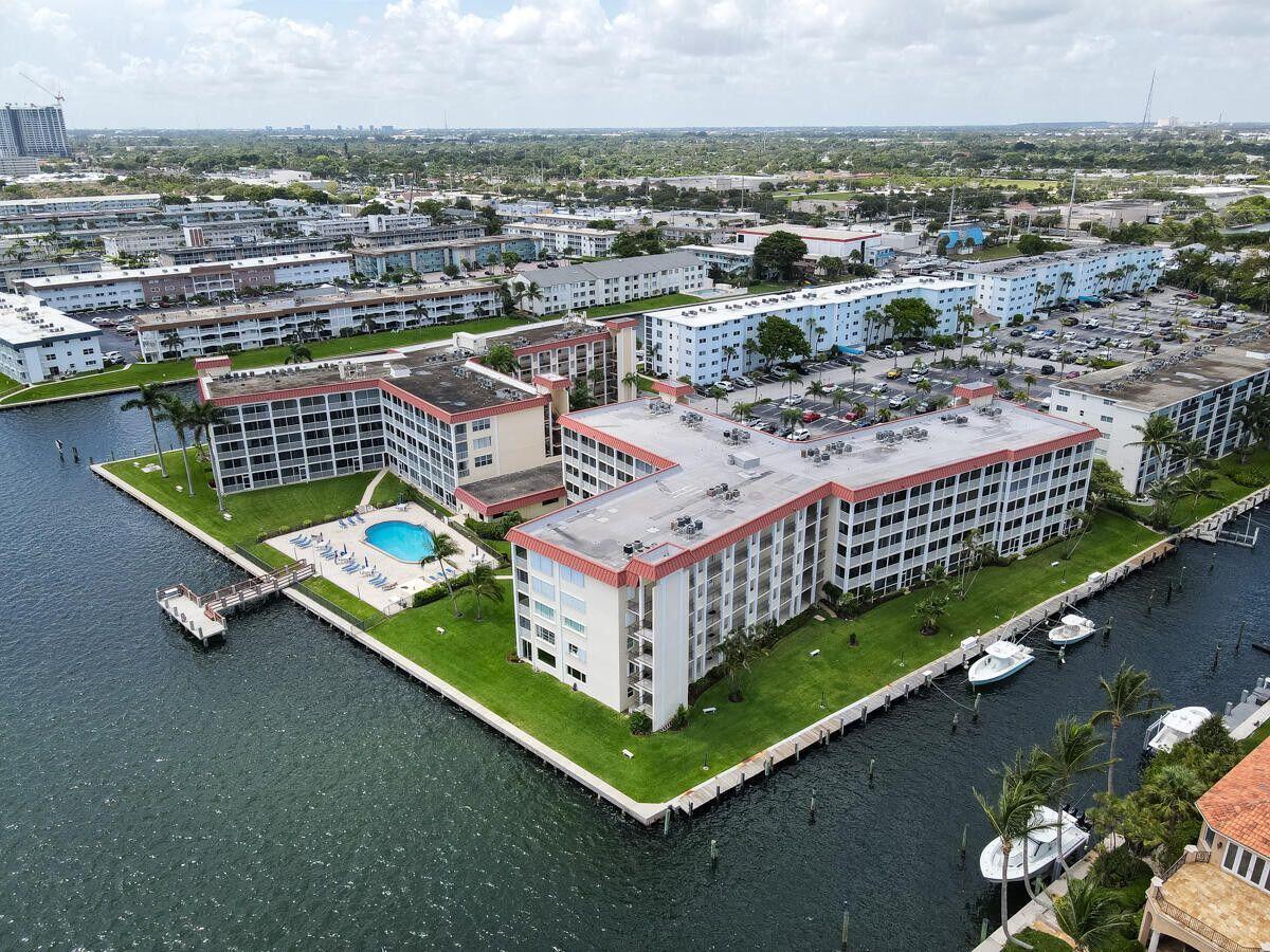 100 PARADISE HARBOUR Boulevard 212, North Palm Beach, FL 33408, North Palm Beach - Photo 4