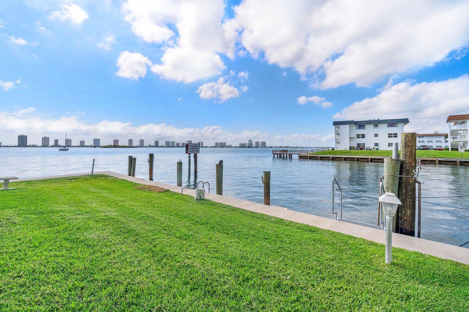 100 PARADISE HARBOUR Boulevard 212, North Palm Beach, FL 33408, North Palm Beach - Photo 2