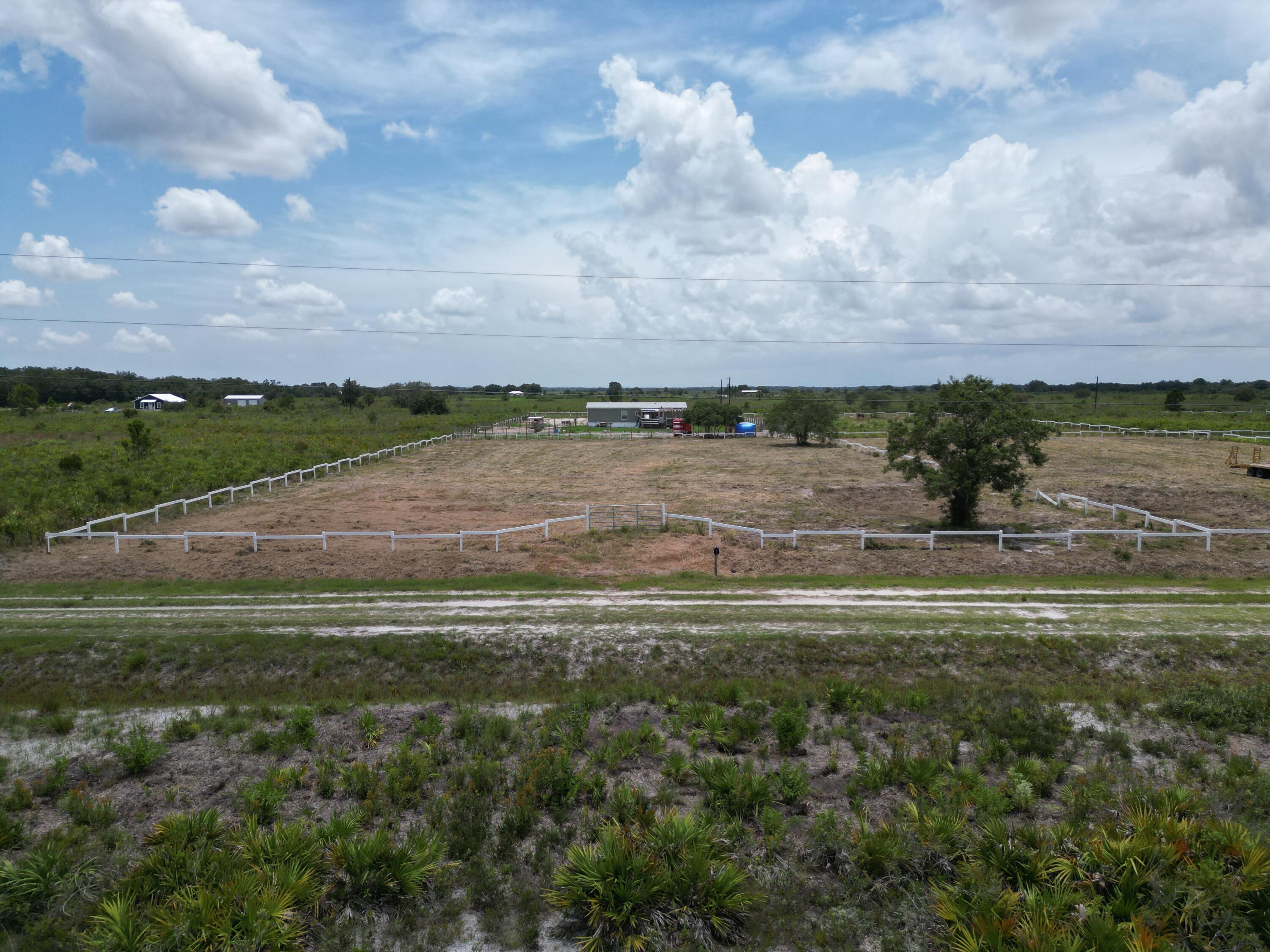 20224 NW 250TH Street, Okeechobee, FL 34972, Okeechobee - Photo 2