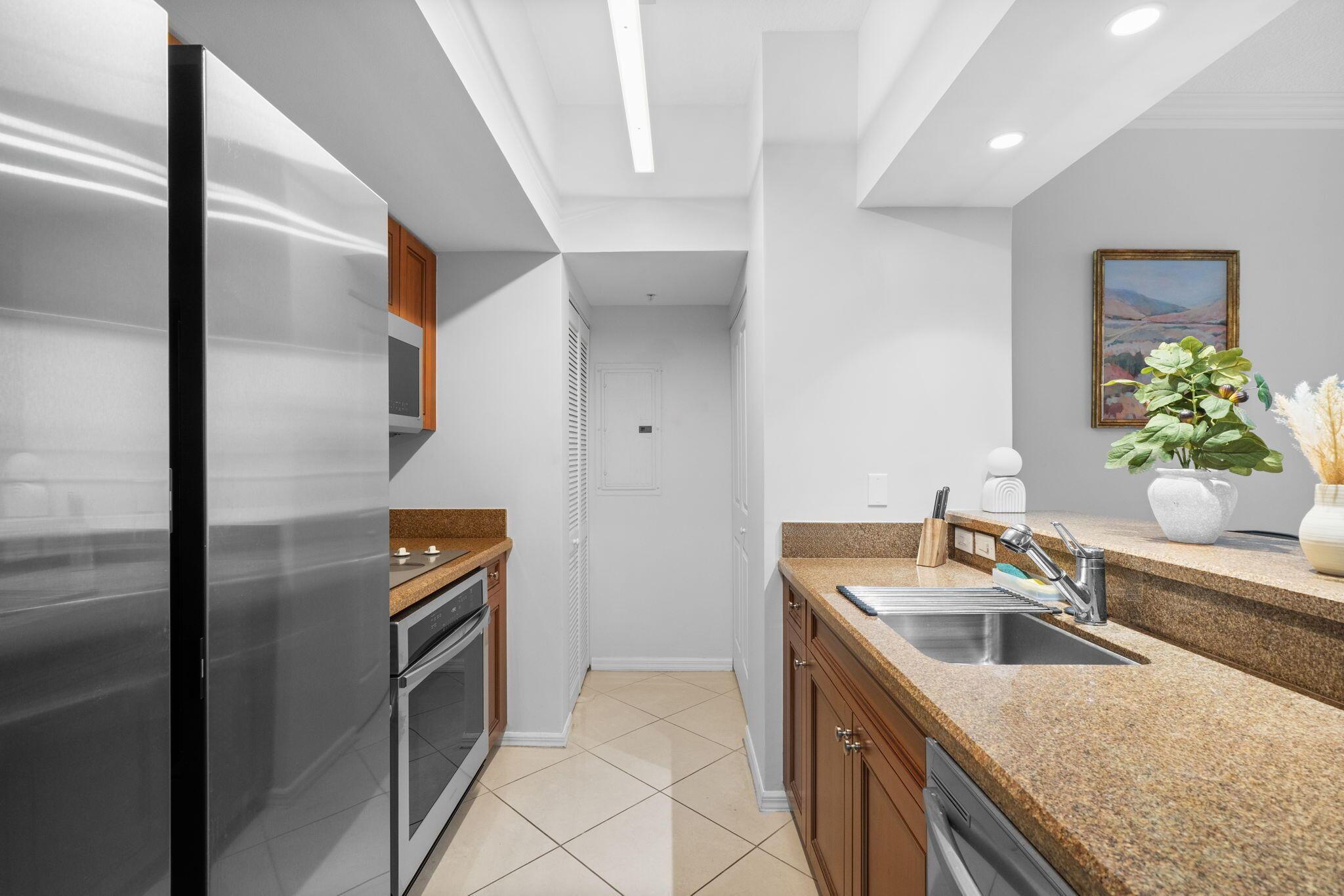 347 N NEW RIVER Drive E 405, Fort Lauderdale, FL 33301, Fort Lauderdale - Photo 3