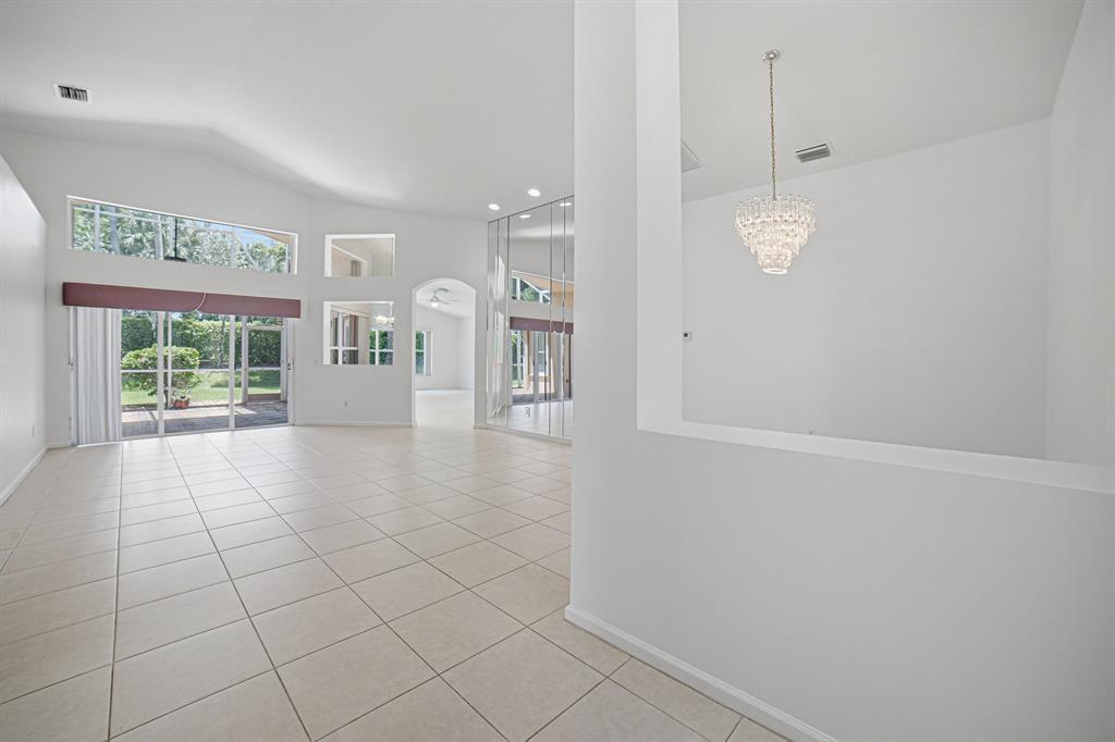 7639 Tarpon Cove Circle, Lake Worth, FL 33467, Lake Worth - Photo 4