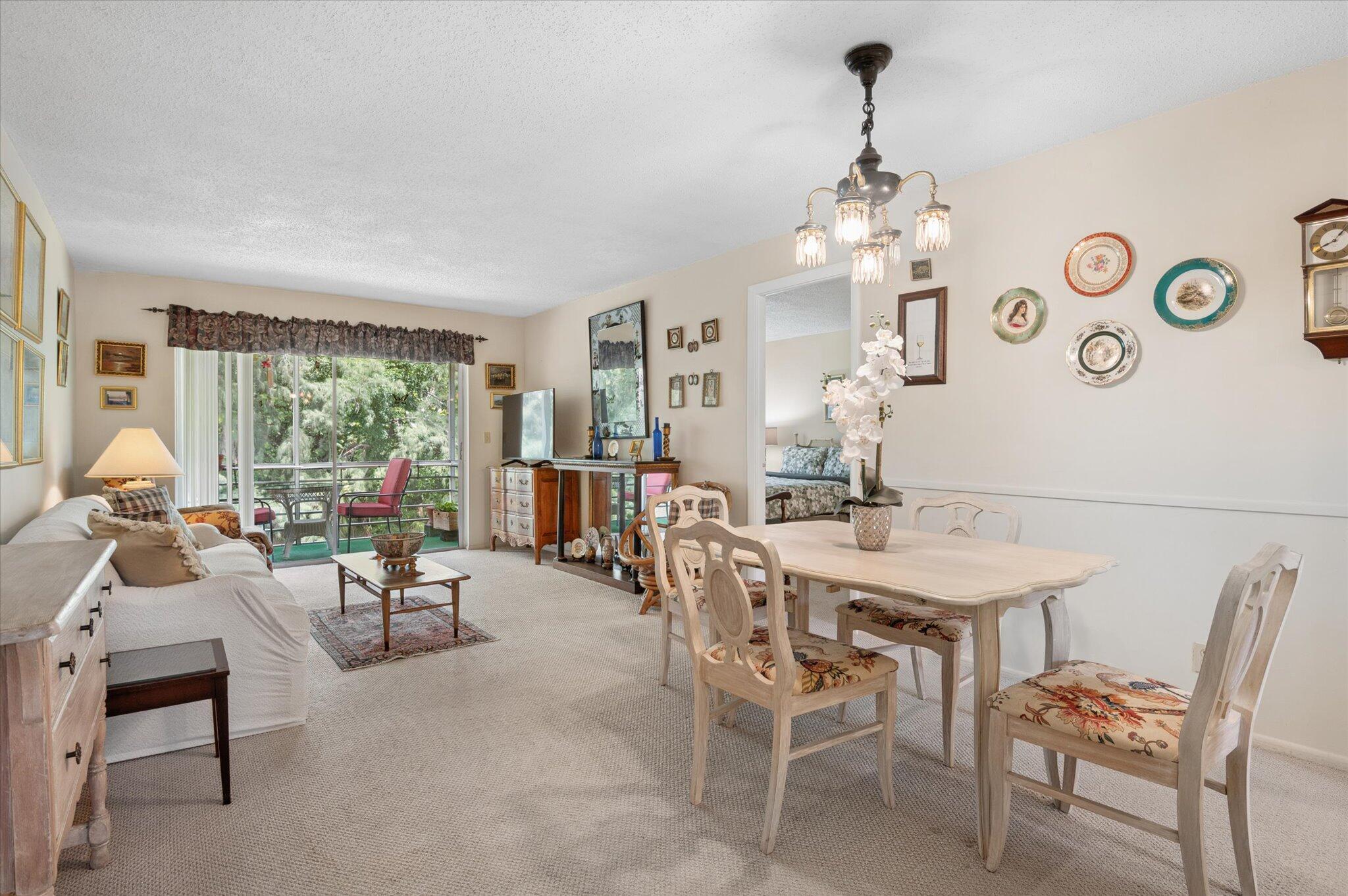 473 Lake Frances Drive, West Palm Beach, FL 33411, West Palm Beach - Photo 2