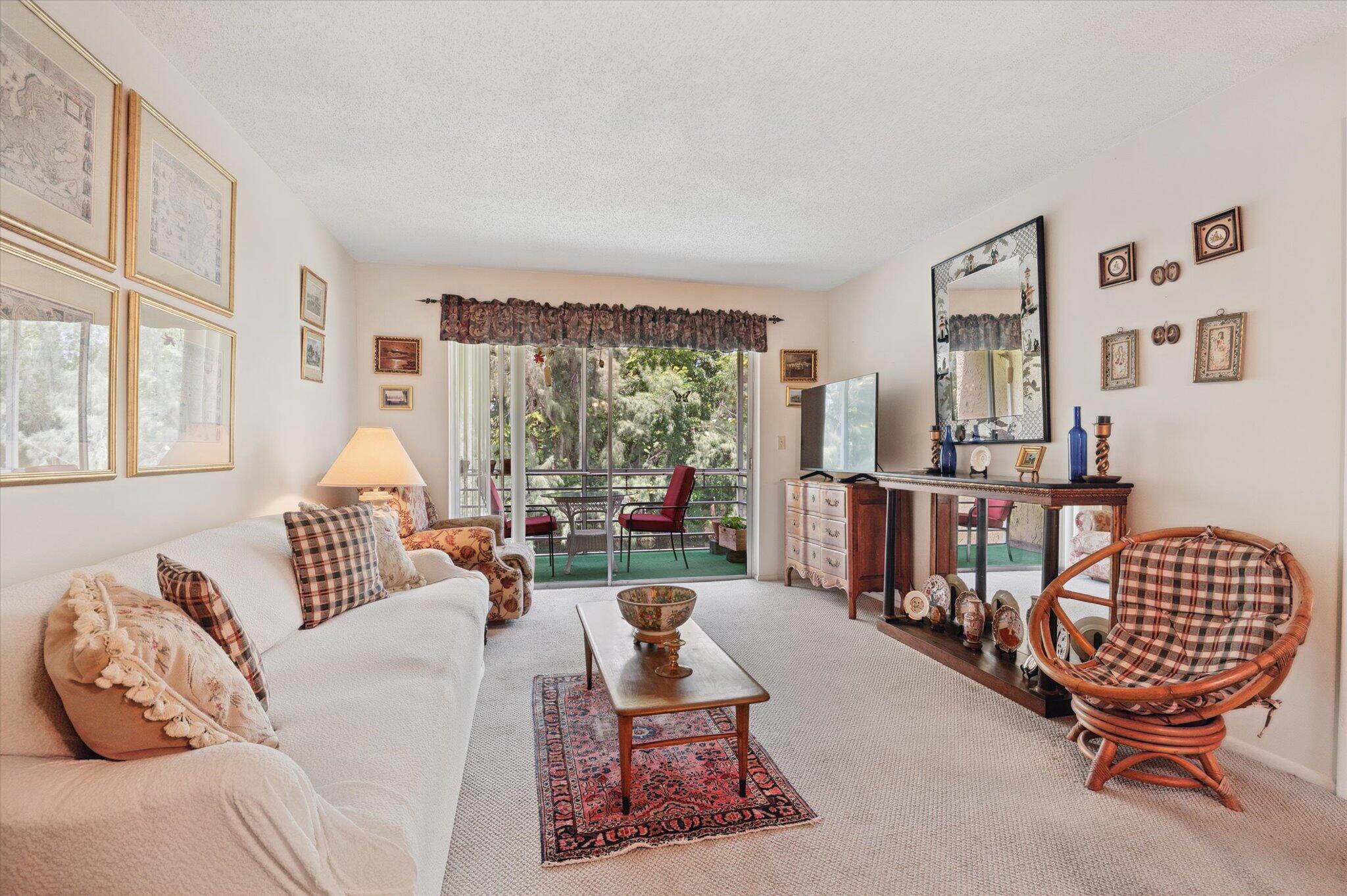 473 Lake Frances Drive, West Palm Beach, FL 33411, West Palm Beach - Photo 3