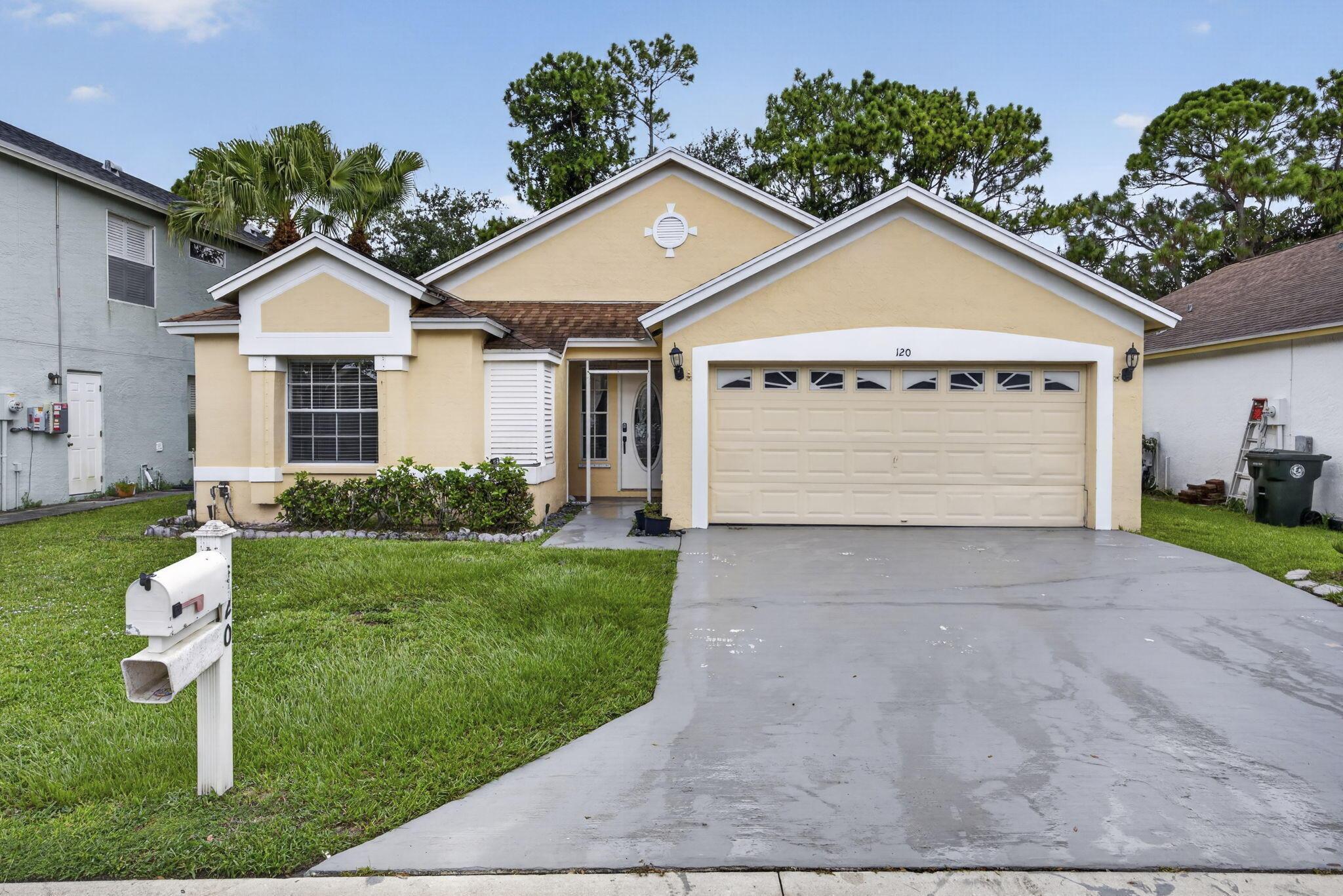 120 Paddock Lane, Greenacres, FL 33413, Greenacres