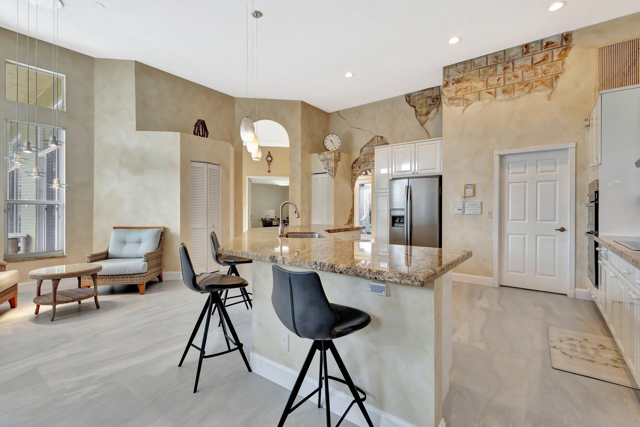 19236 BAY LEAF Court, Boca Raton, FL 33498, Boca Raton - Photo 5