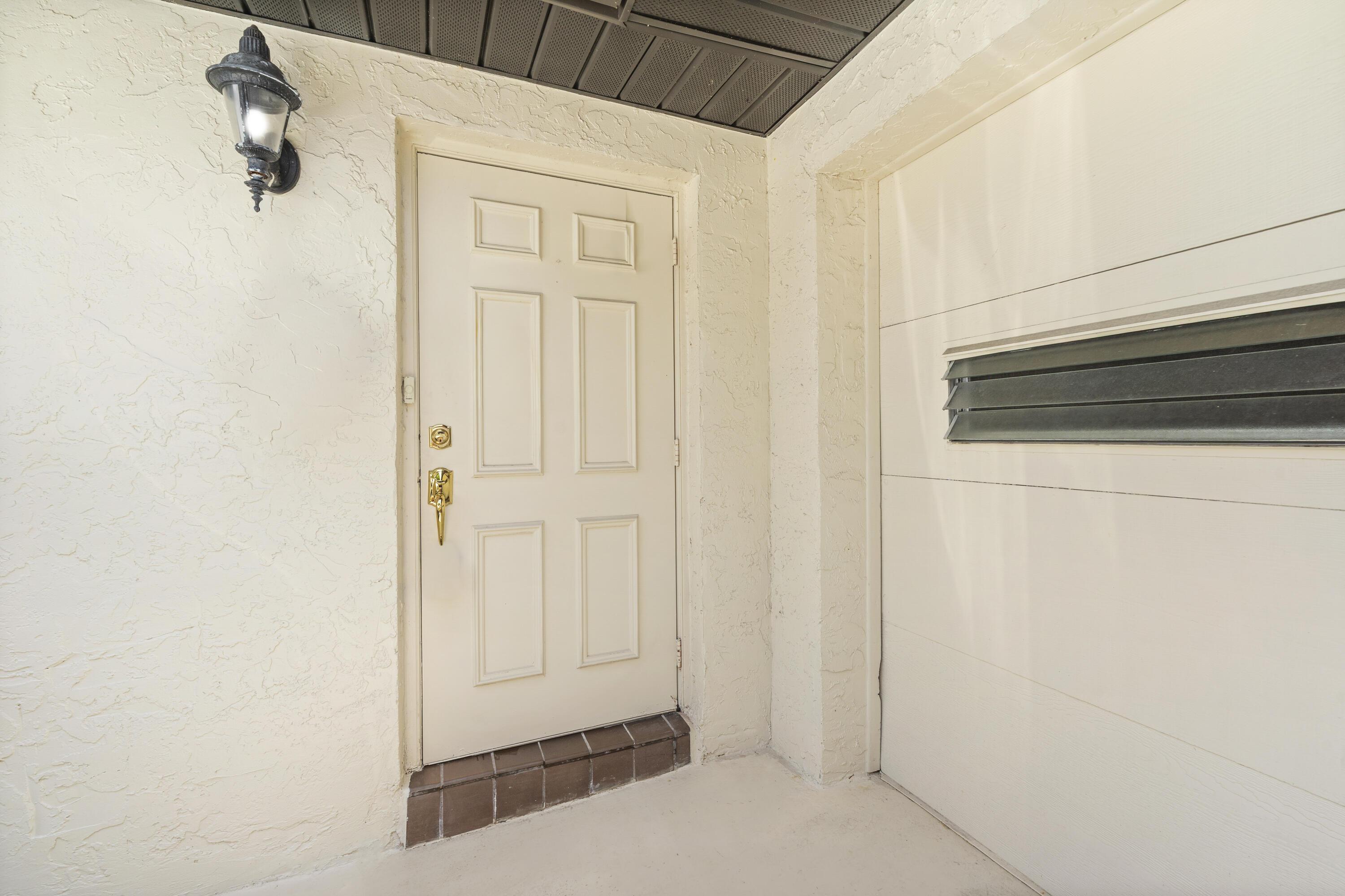 4675 ROBINWOOD Circle A, Boynton Beach, FL 33436, Boynton Beach - Photo 4