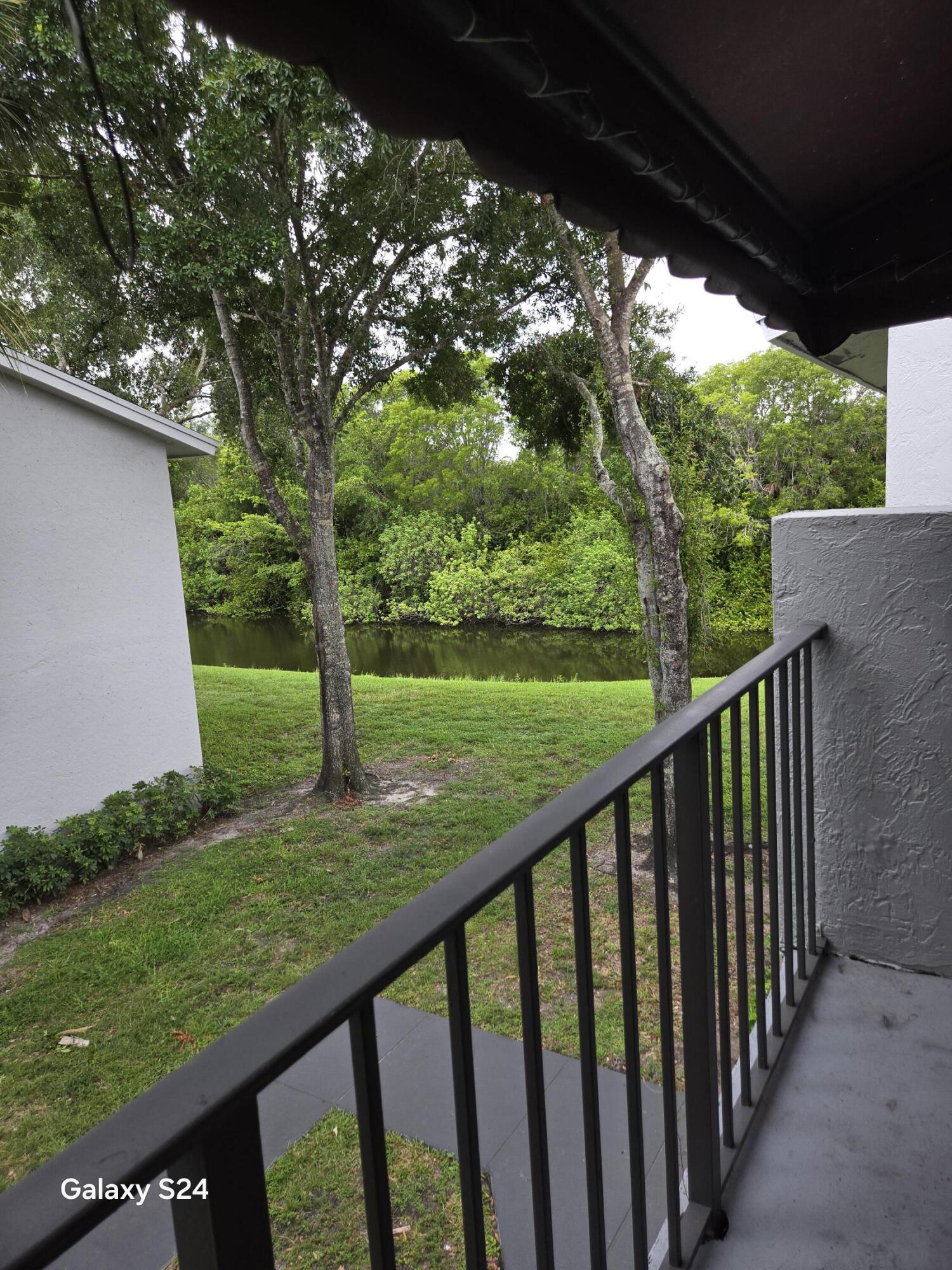 1141 LAKE VICTORIA Drive H, West Palm Beach, FL 33411, West Palm Beach - Photo 3