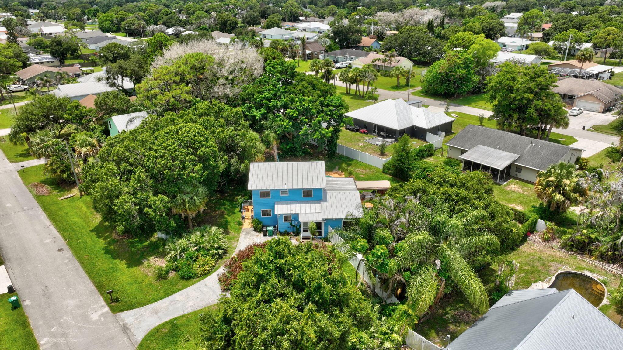 5707 SPRUCE Drive, Fort Pierce, FL 34982, Fort Pierce - Photo 2